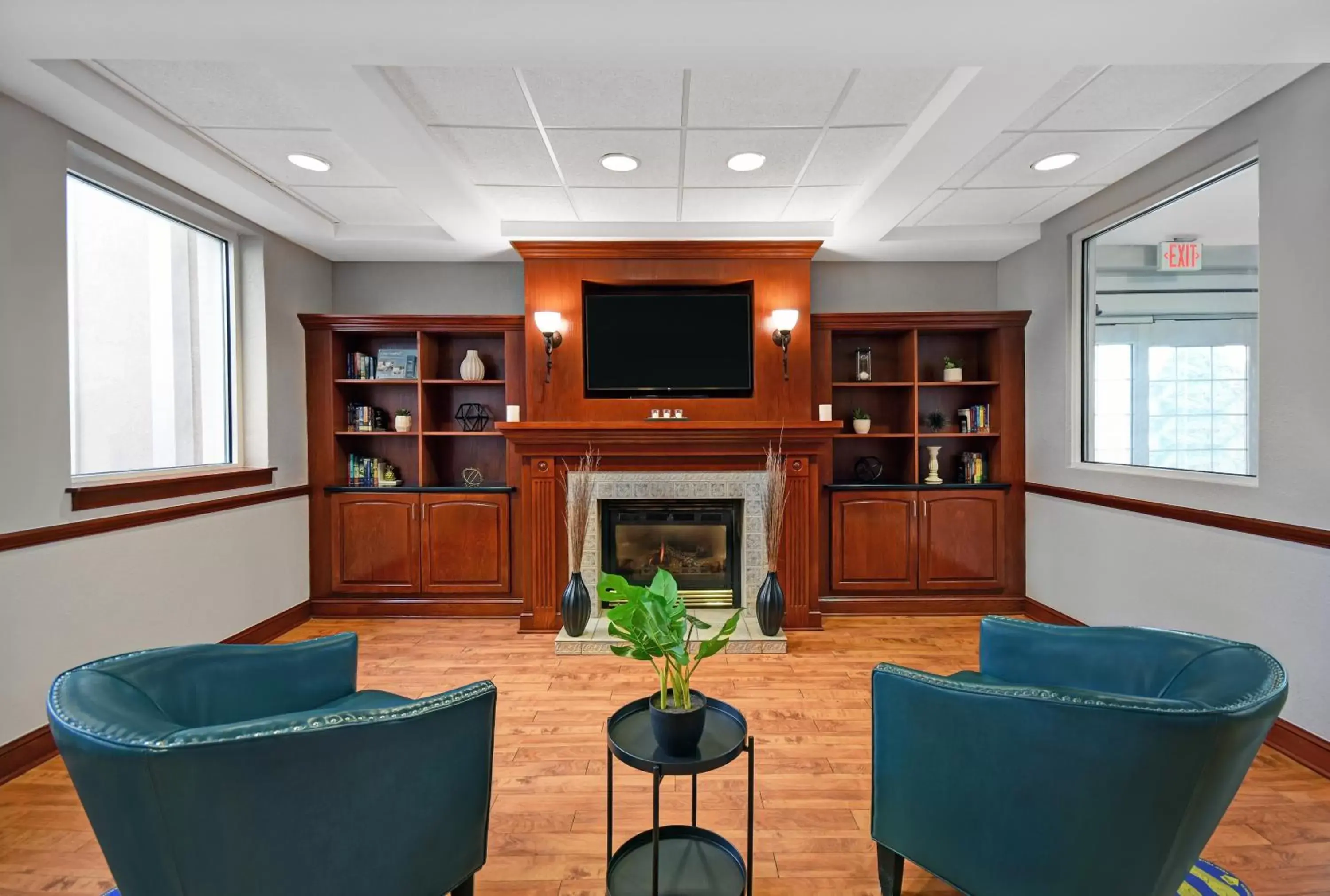 Seating Area in Country Inn & Suites by Radisson, Rochester-University Area, NY