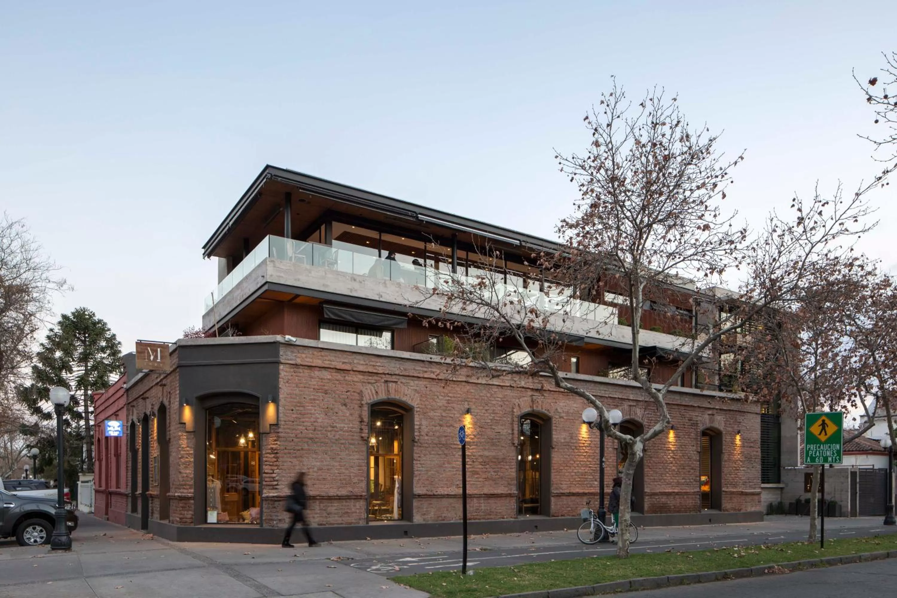 Property building in Maison Italia 1029