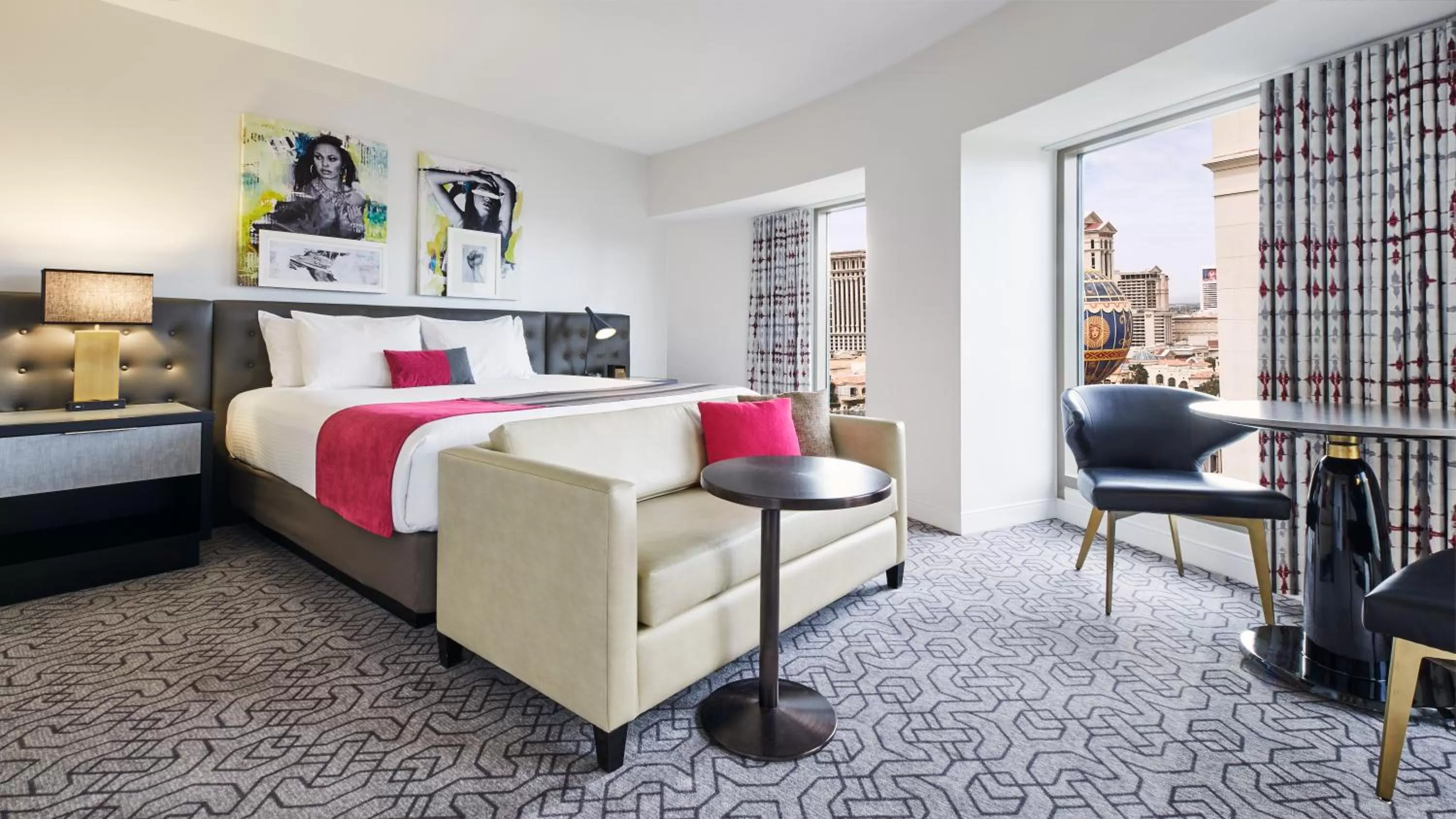 Bedroom, Bed in Planet Hollywood Resort & Casino