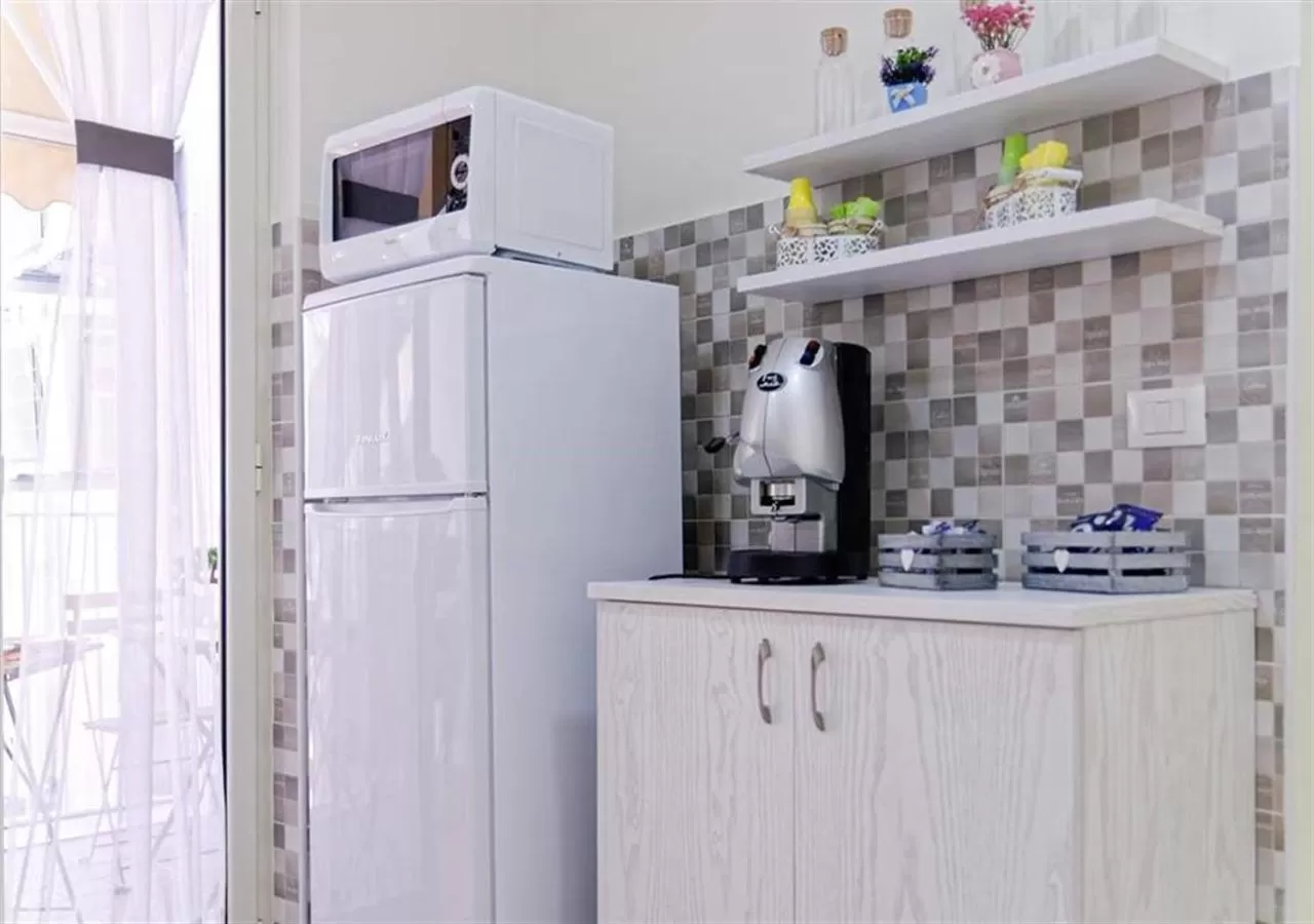 Coffee/tea facilities in ARIEL B&B