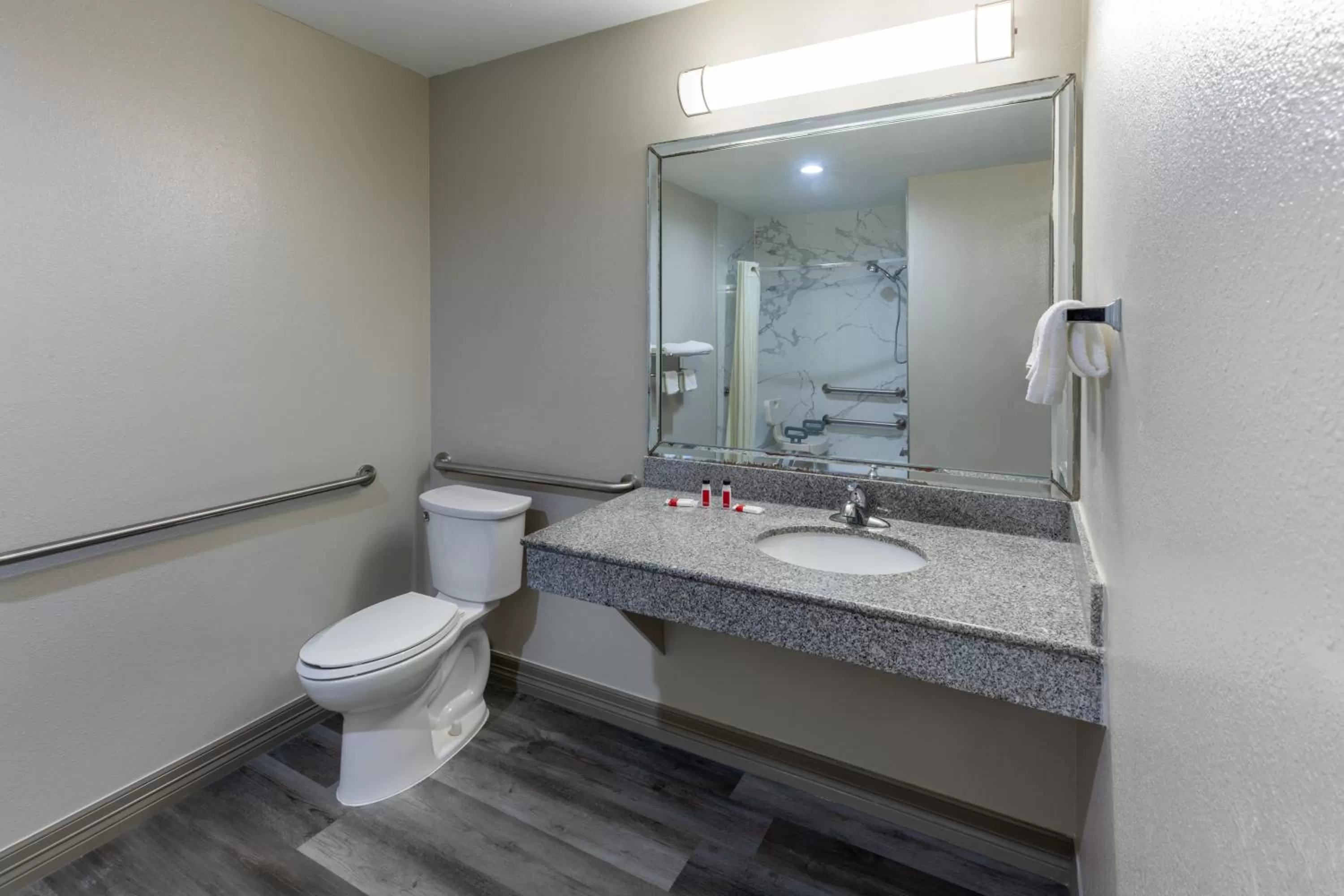 Bathroom in Days Inn by Wyndham Baytown TX