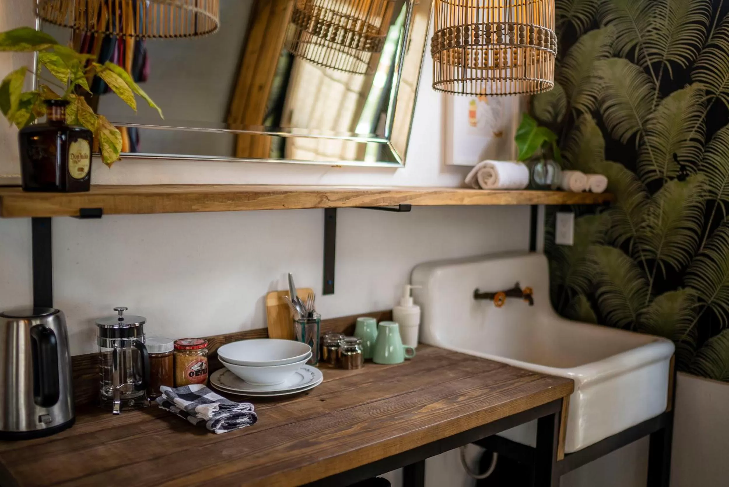 Kitchen/Kitchenette in La Botanica Hotel