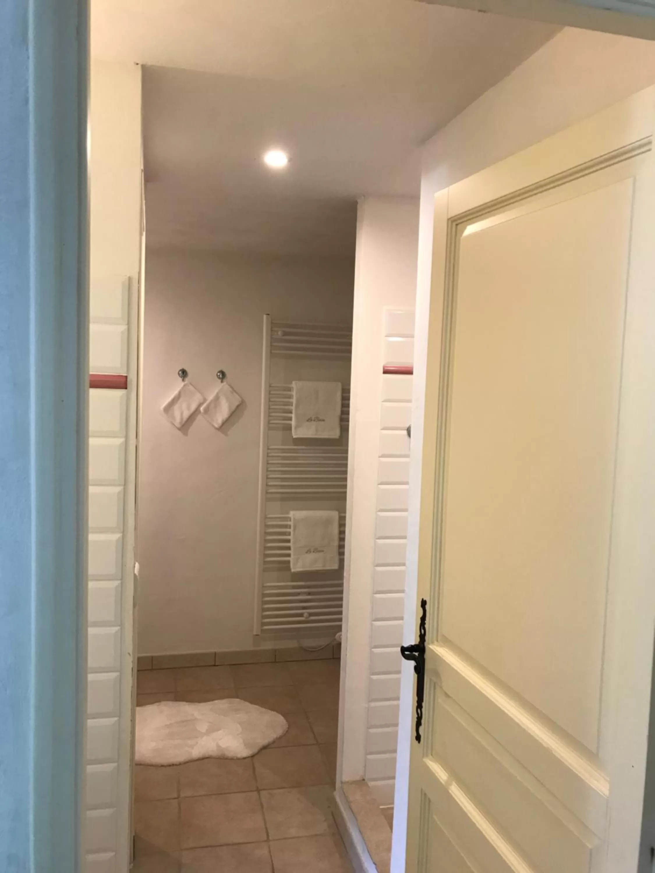 Bathroom in Les Bosquets