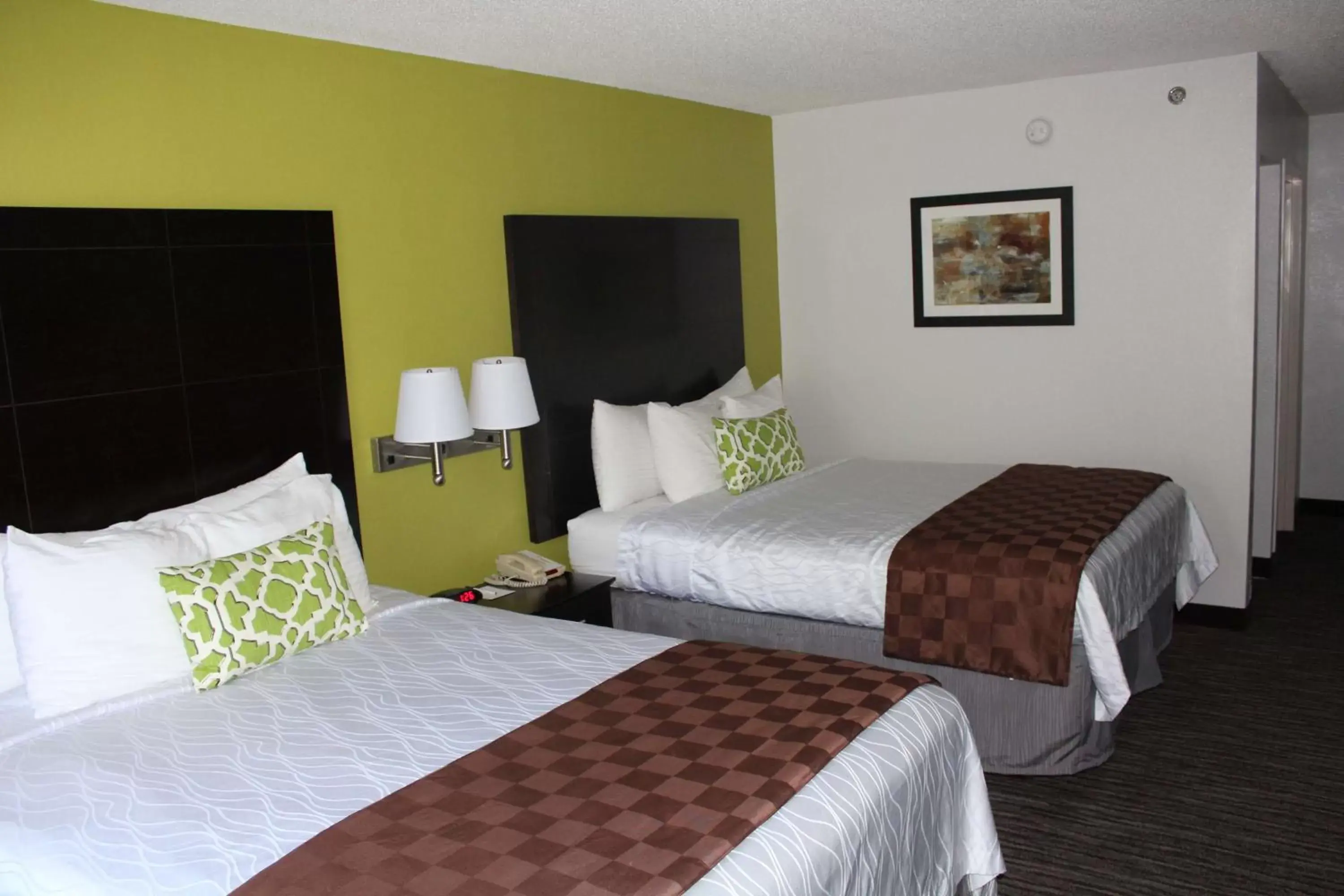 Photo of the whole room, Bed in Best Western Magnolia Inn and Suites