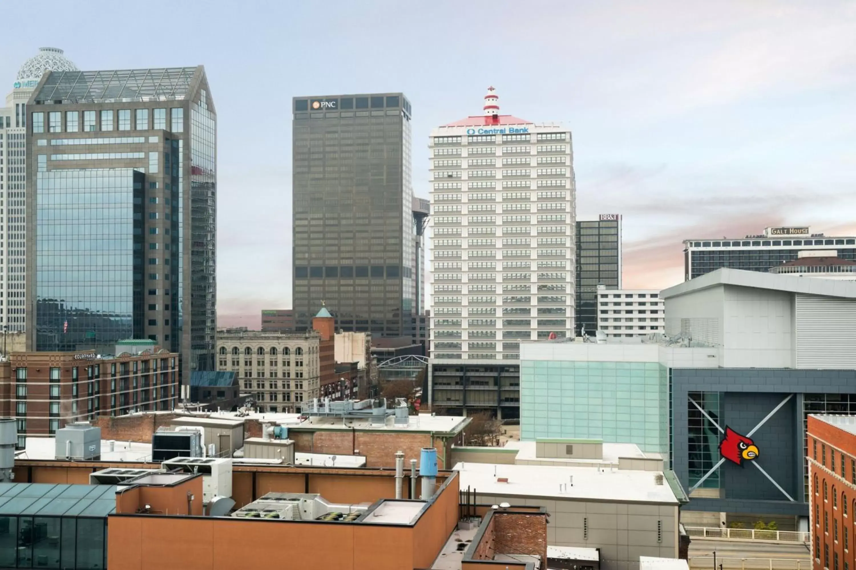 Property building in Moxy Louisville Downtown