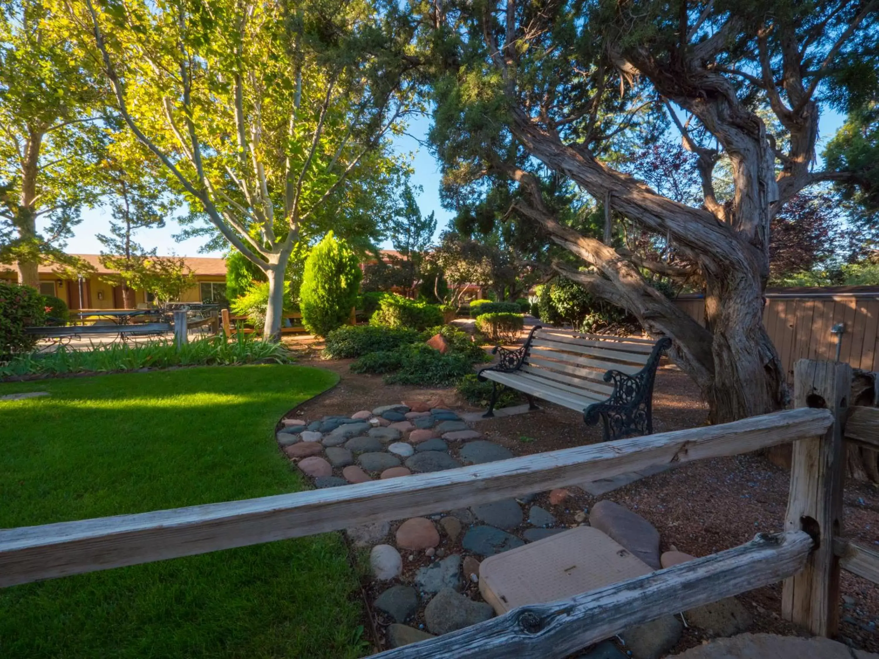 Garden in Sky Ranch Lodge