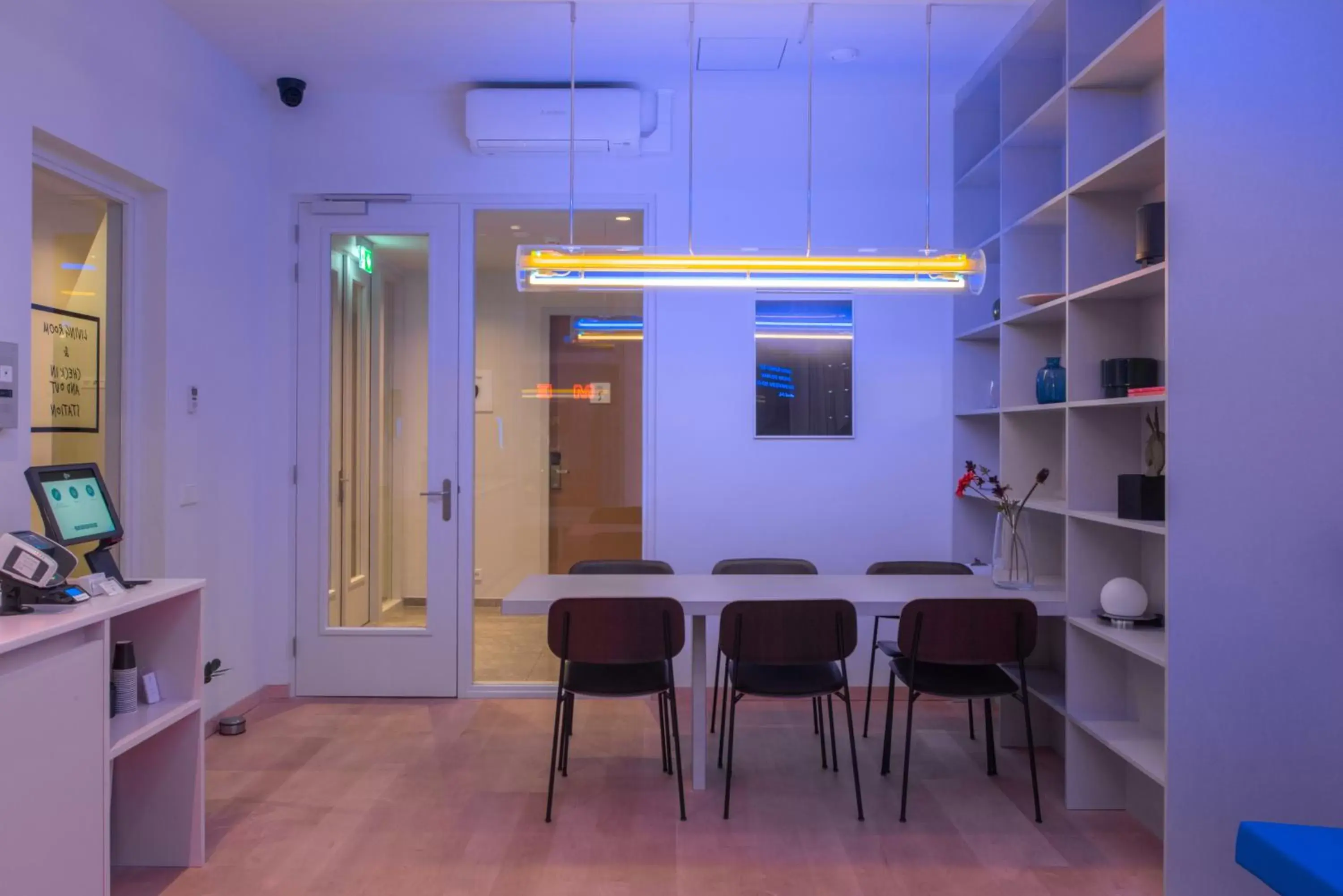 Lobby or reception, Dining Area in 171. Urban Design Hotel