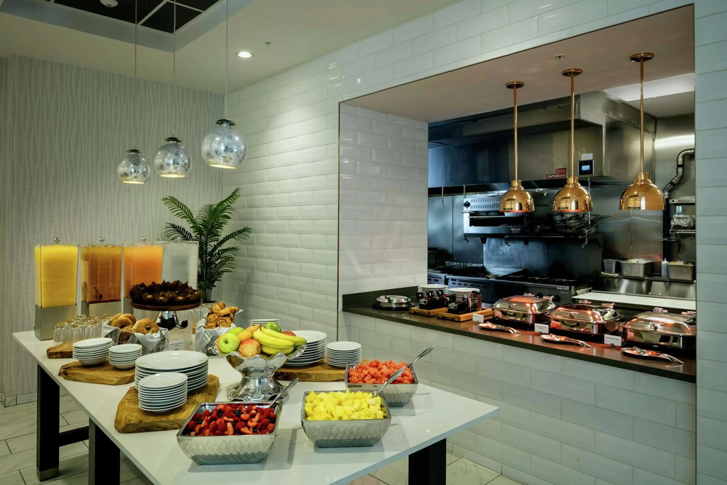 Breakfast in Hilton Garden Inn Seattle Bellevue Downtown, WA