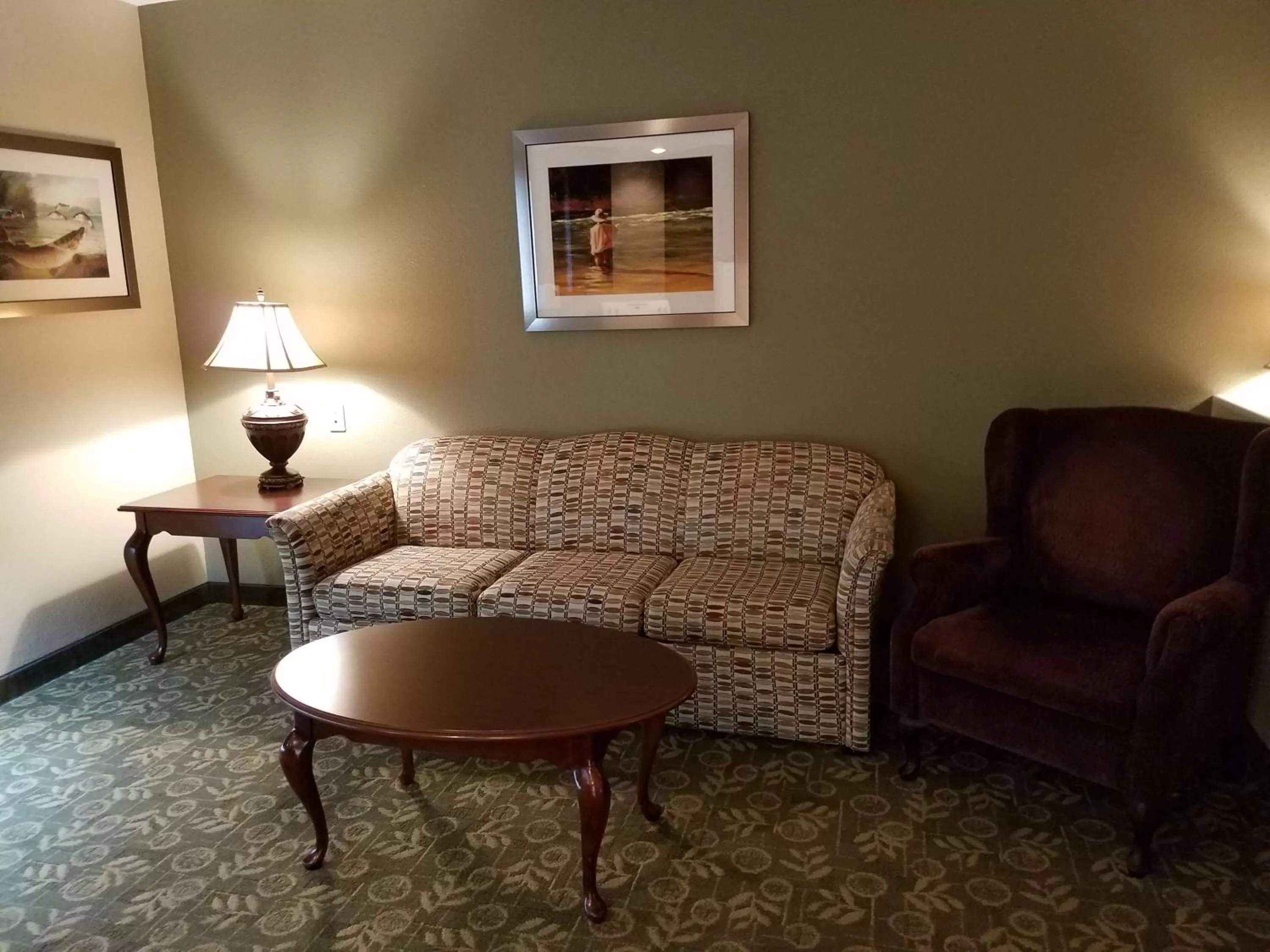 Photo of the whole room in Best Western Salbasgeon Inn & Suites