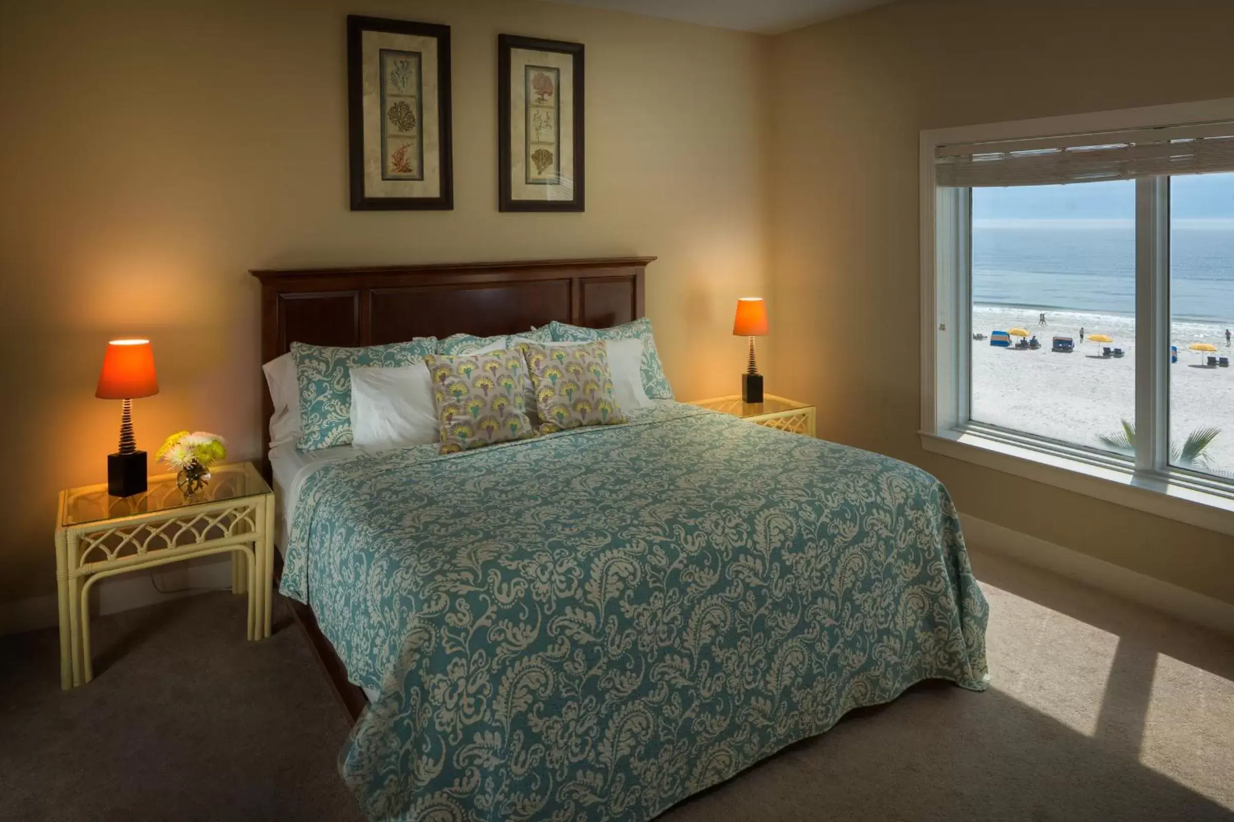 Bed in Escapes! To The Shores Orange Beach, A Ramada by Wyndham