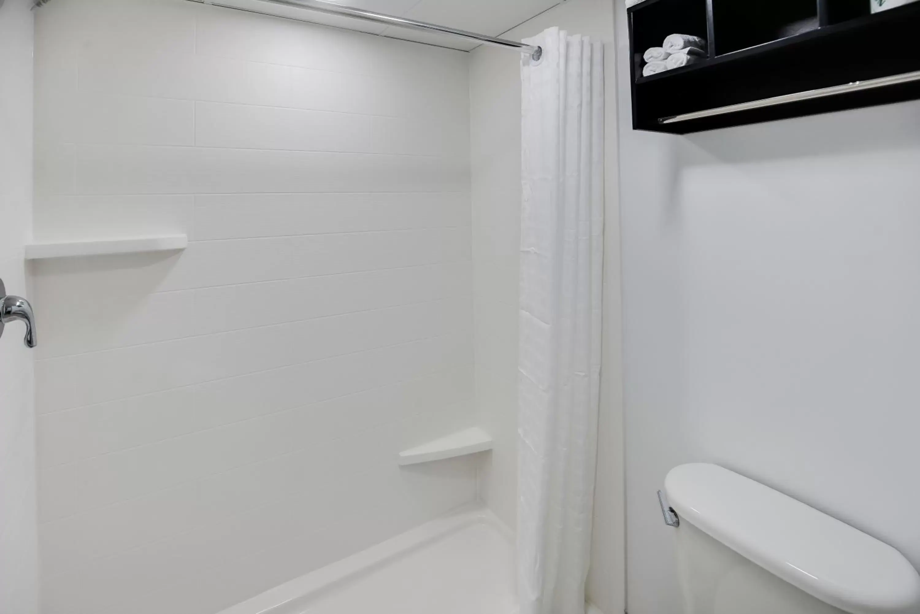 Bathroom in Blu Atlantic Hotel & Suites