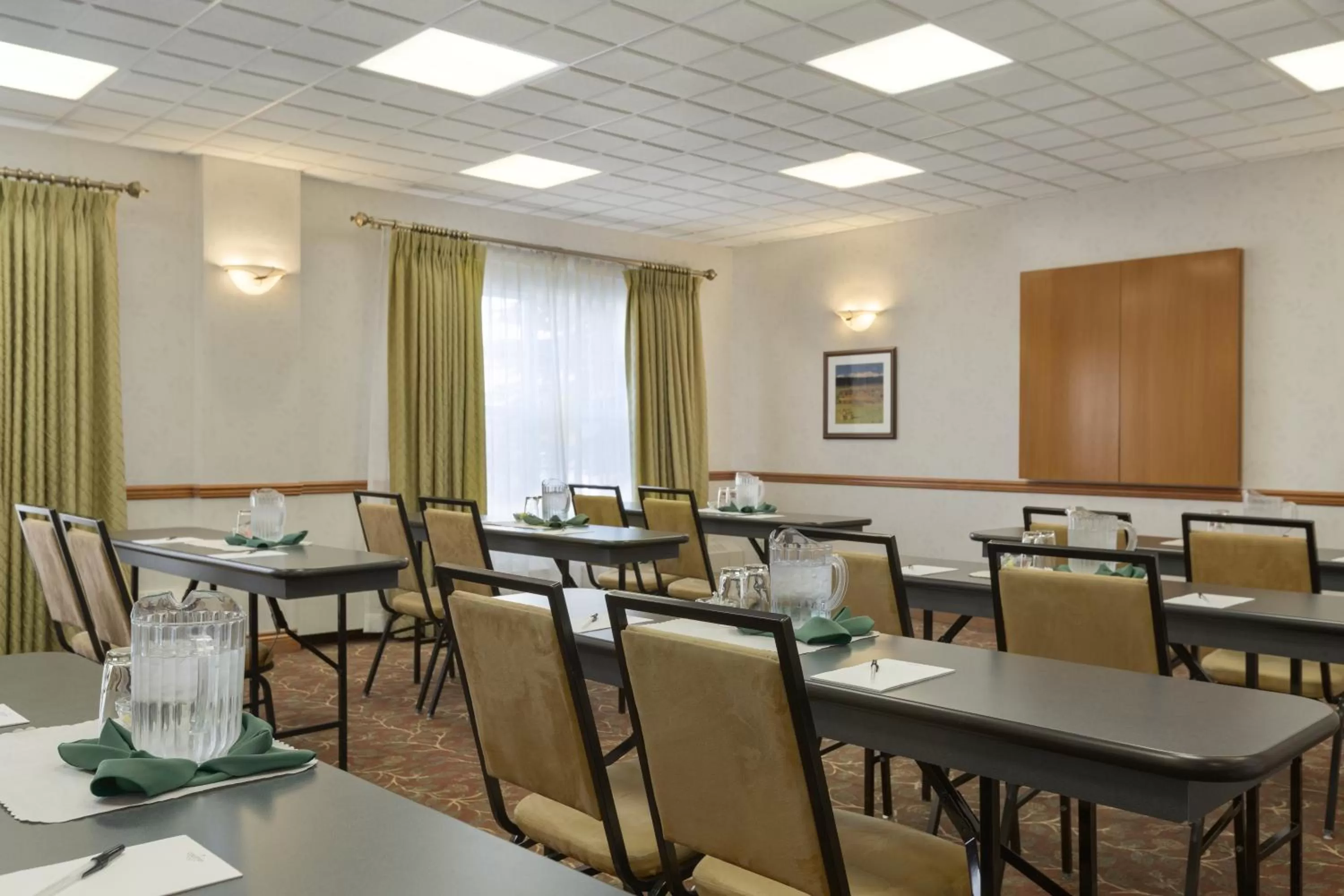 Banquet/Function facilities in Country Inn & Suites by Radisson, Calgary-Northeast
