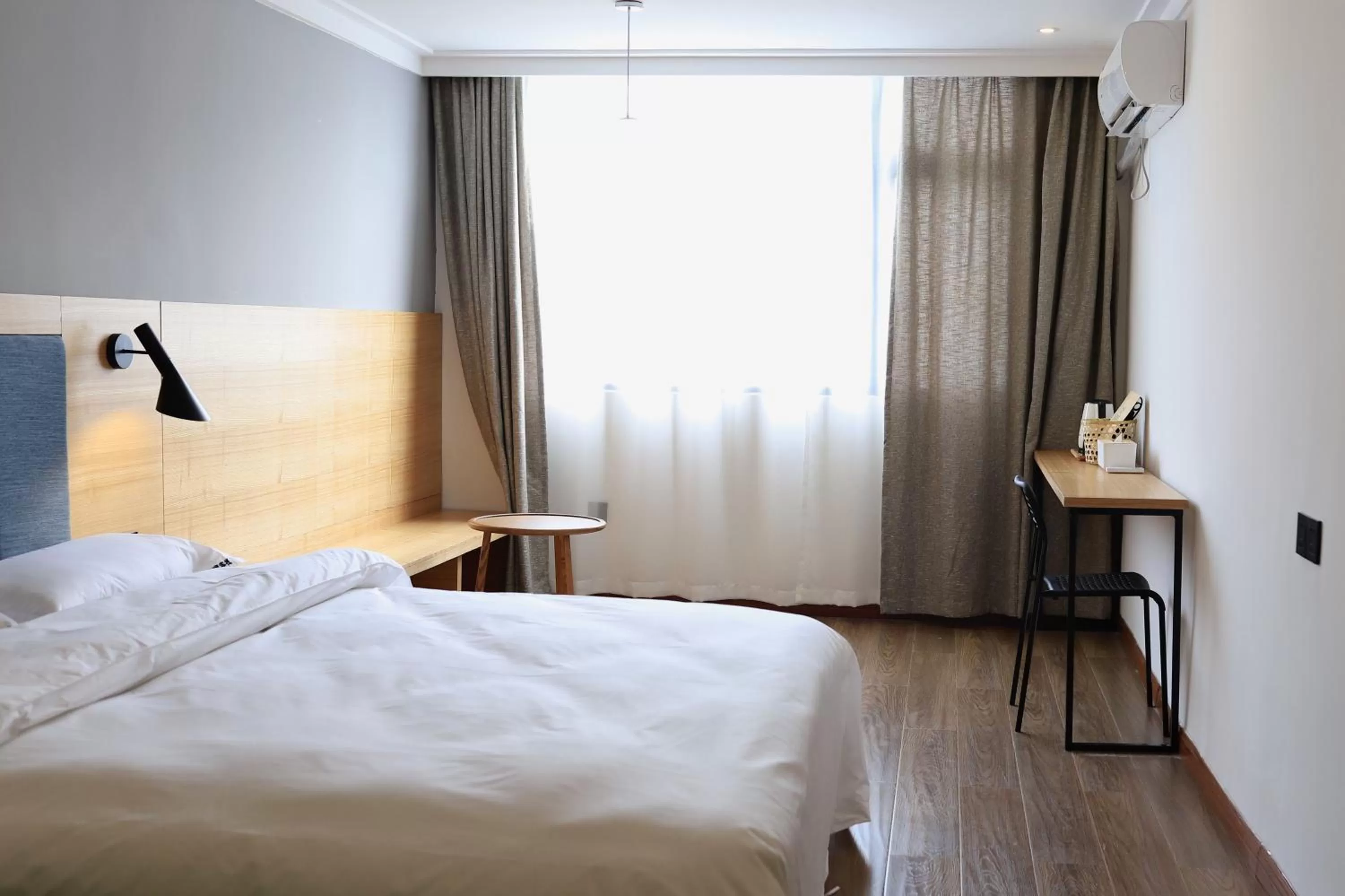 Bed in Travel light Guilin