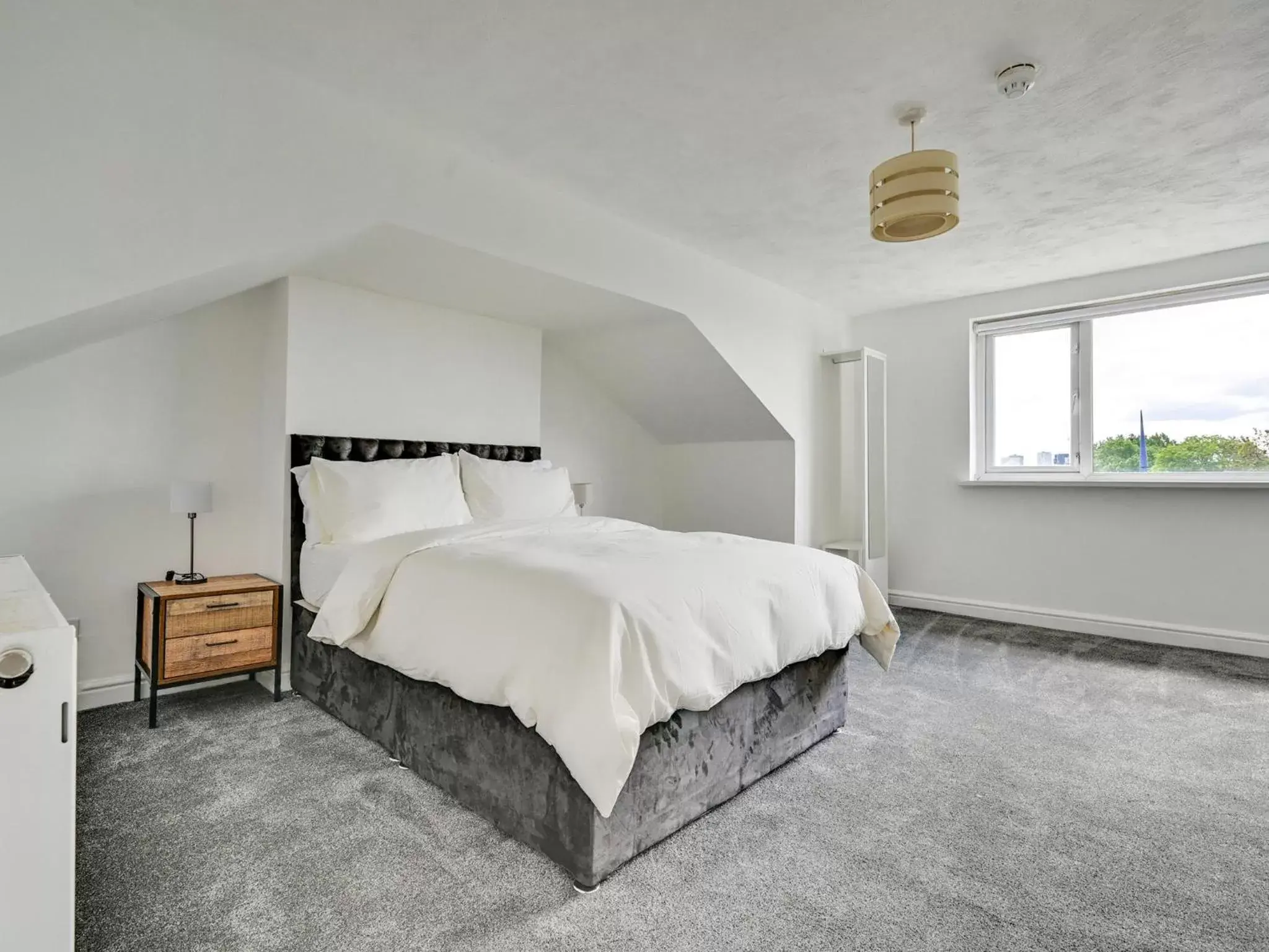 Photo of the whole room in Albert View Rooms Photo of the whole room in Albert View Rooms