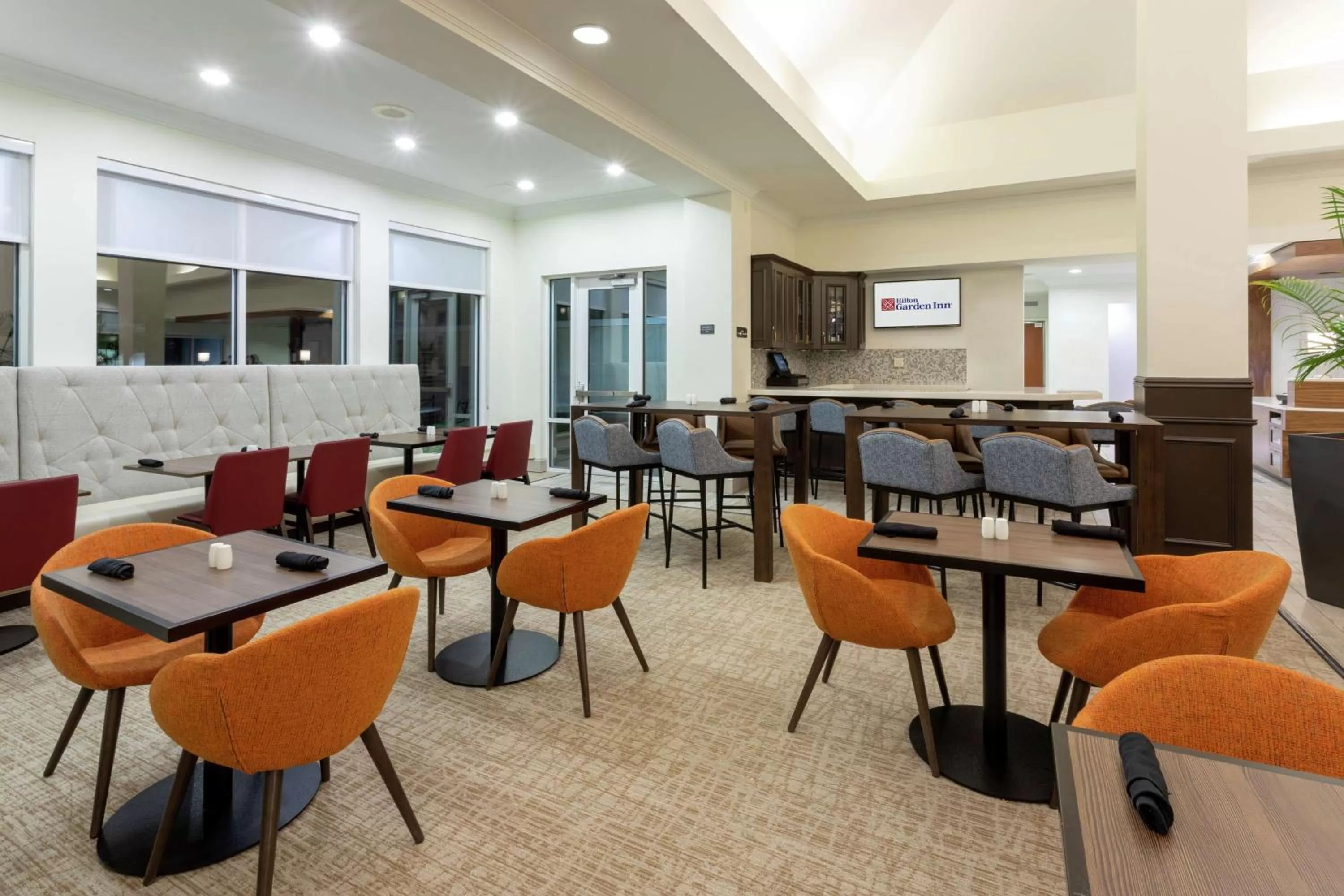 Restaurant/places to eat in Hilton Garden Inn Minneapolis/Bloomington