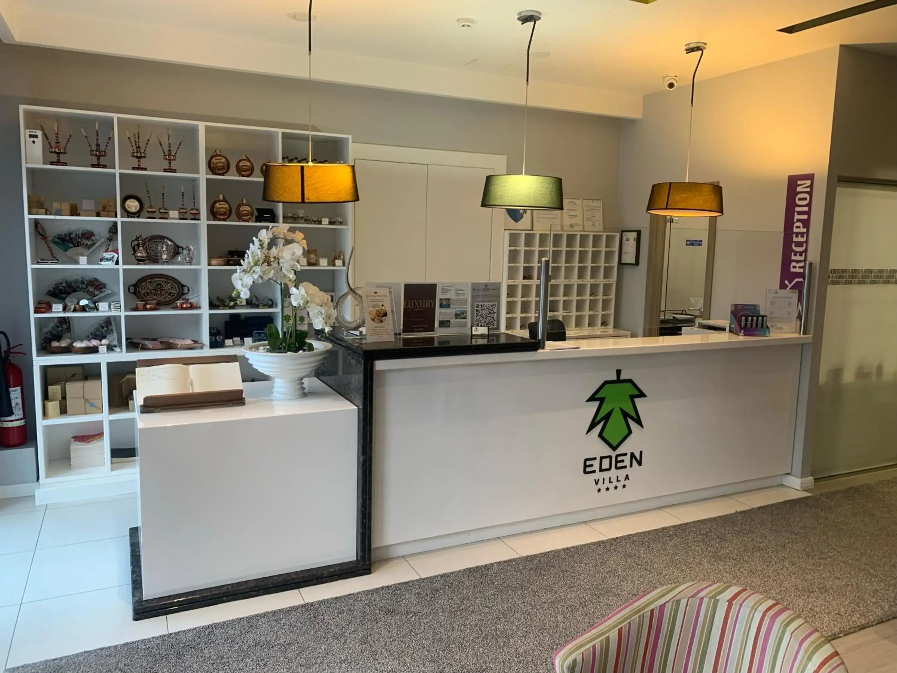 Lobby or reception in Hotel Eden Lobby or reception in Hotel Eden