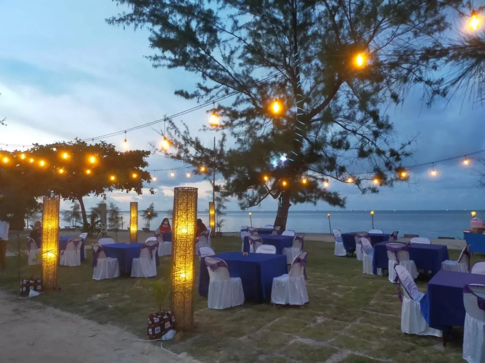 Sea view, Banquet Facilities in Madu Tiga Beach & Resort