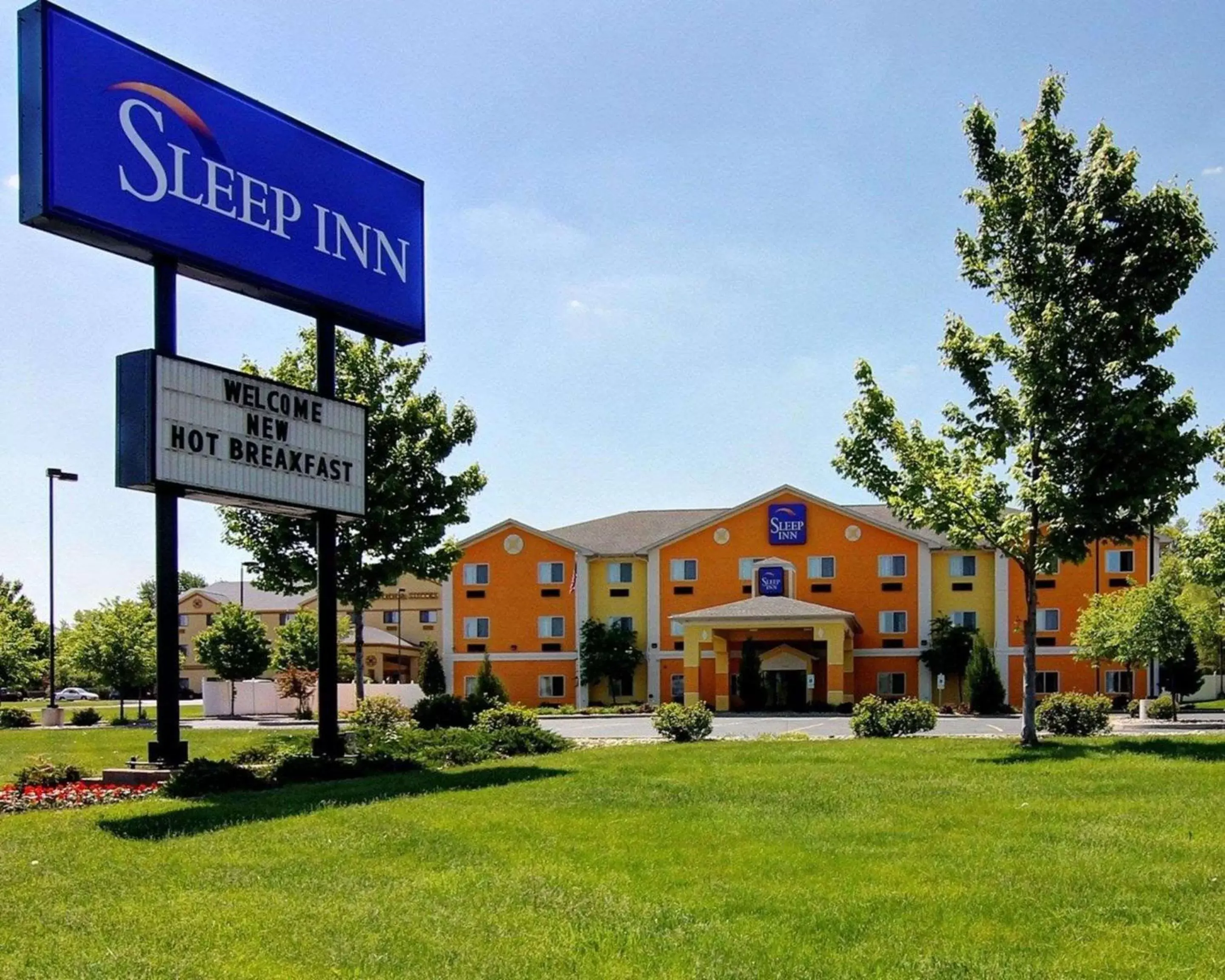 Property Building in Sleep Inn South Bend Airport