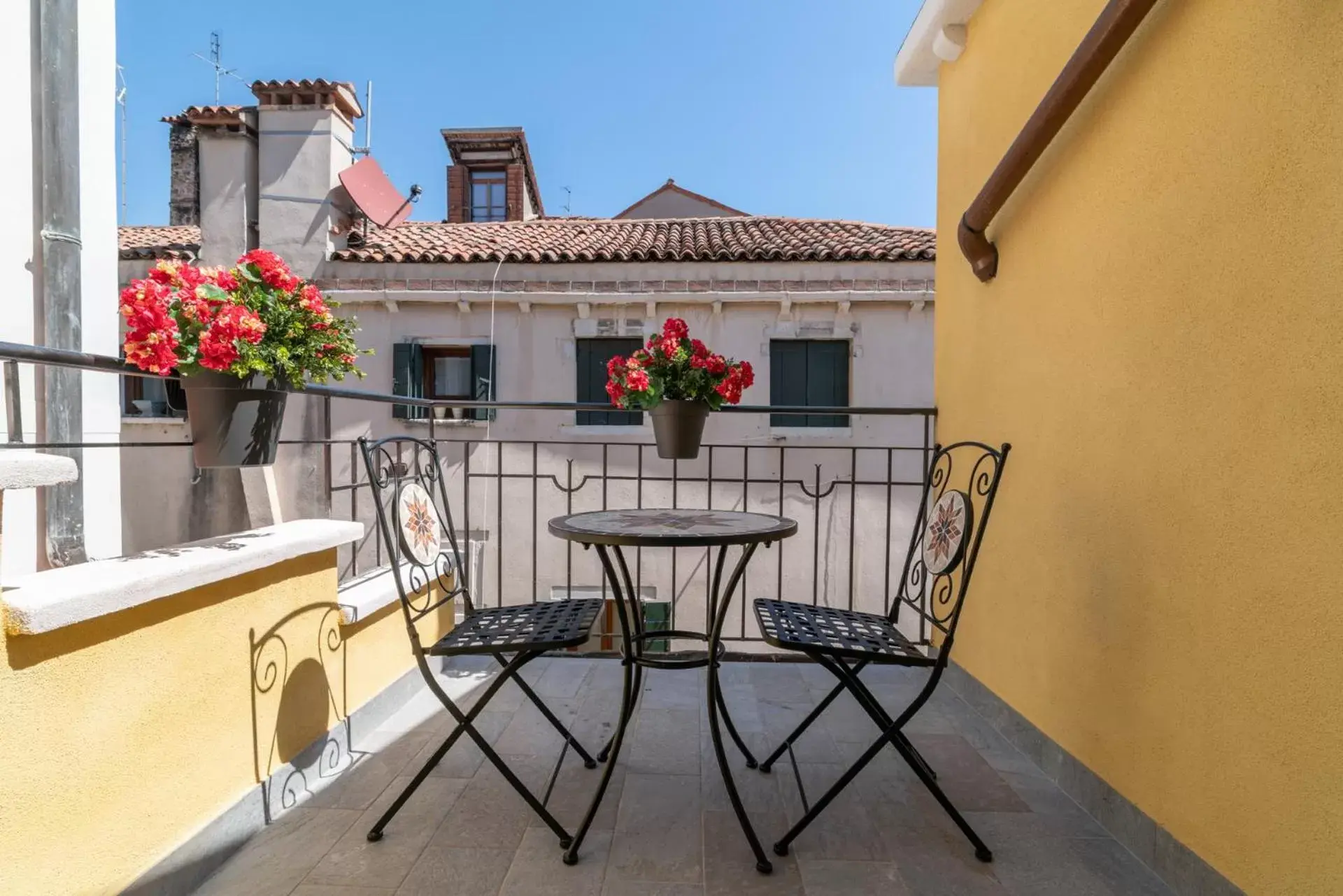 Balcony/Terrace in Grifoni Boutique Hotel