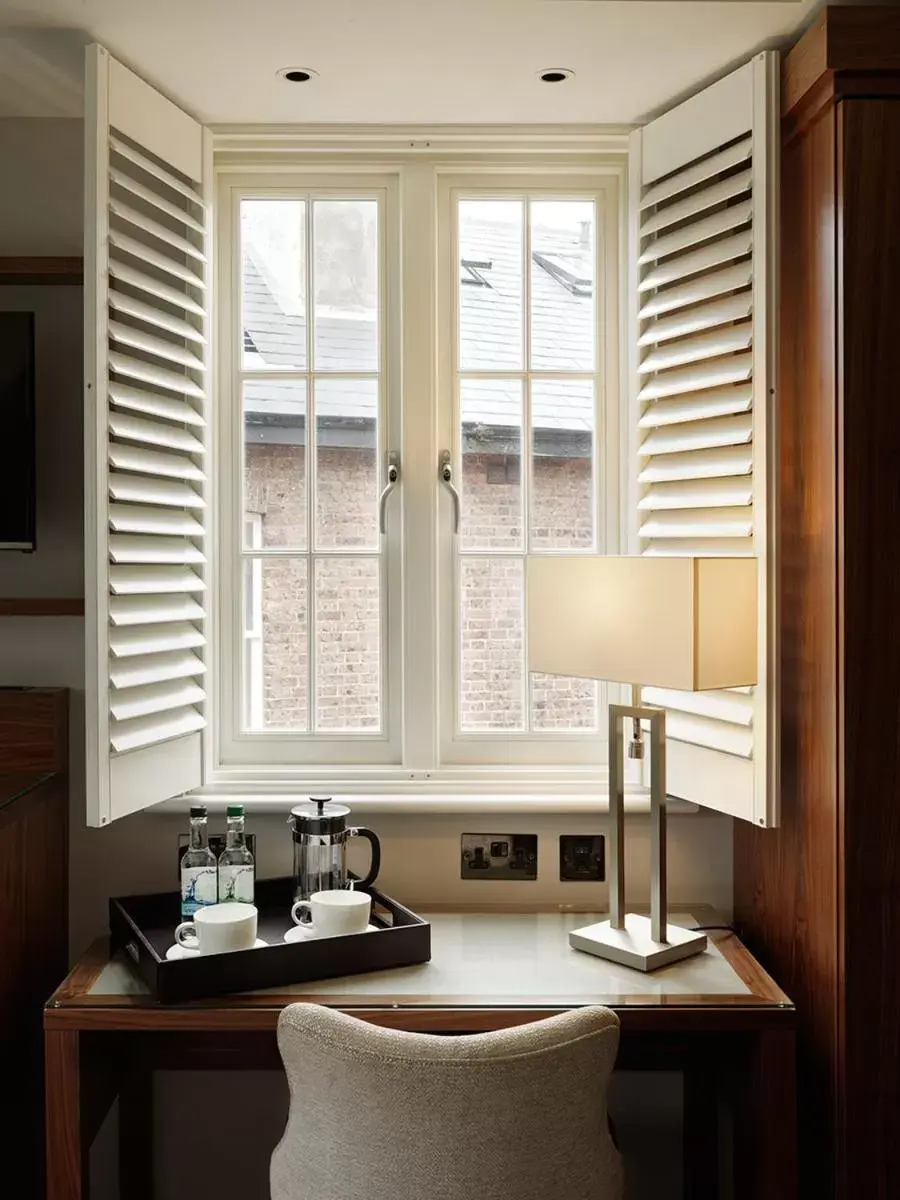 Club Double Room in One Warwick Park Hotel Club Double Room in One Warwick Park Hotel