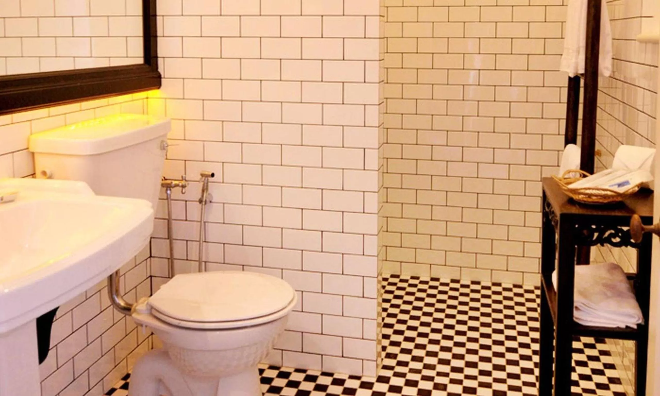 Bathroom in Cheong Fatt Tze - The Blue Mansion