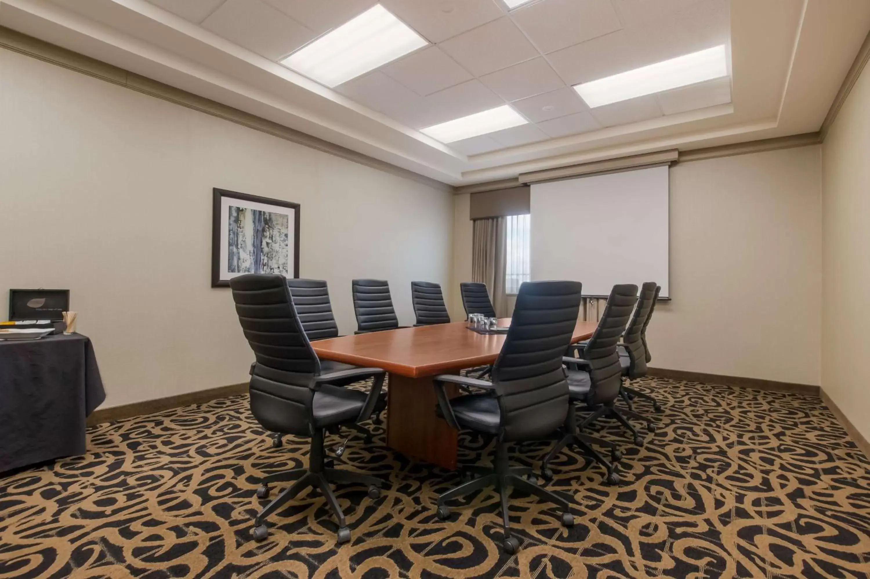 Meeting/conference room in Best Western Brantford Hotel and Conference Centre