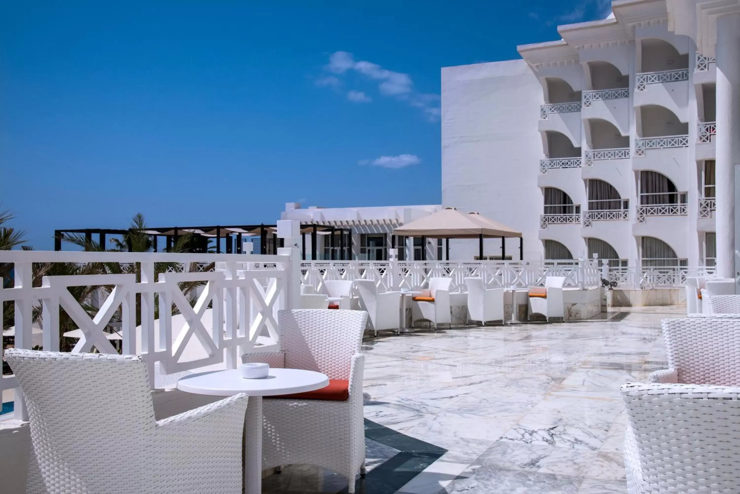 Lounge or bar, Restaurant/Places to Eat in Radisson Blu Resort & Thalasso Hammamet