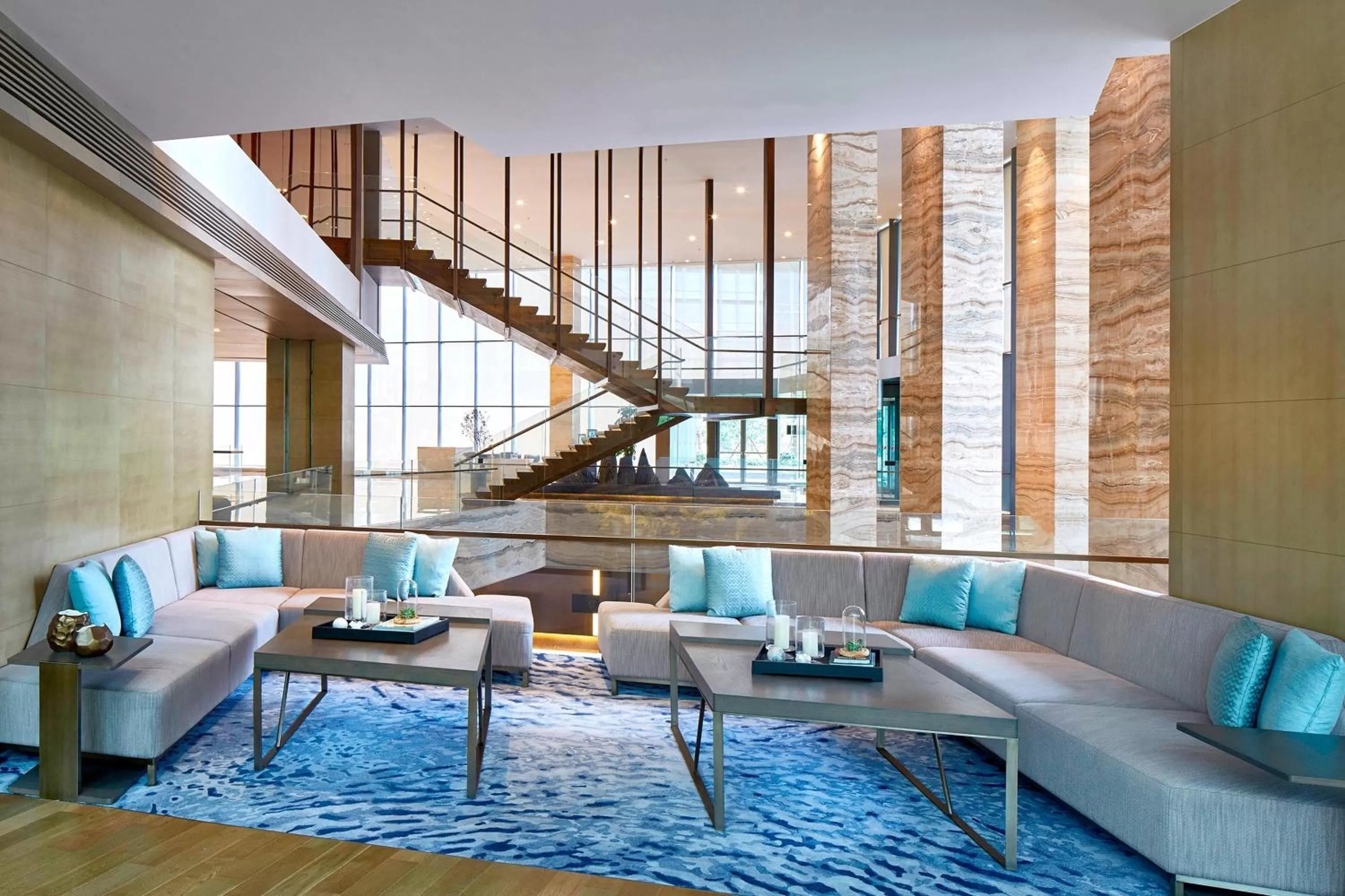 Lounge or bar in Hangzhou Marriott Hotel Qianjiang