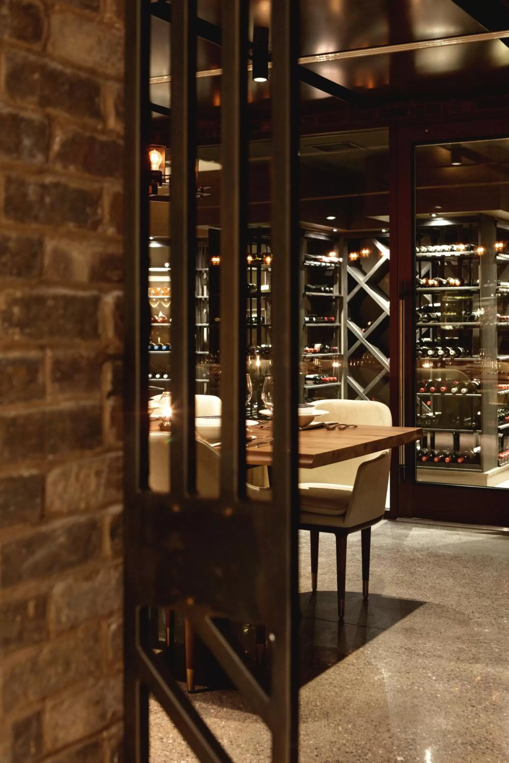 Restaurant/places to eat in Kimpton Hotel Arras by IHG