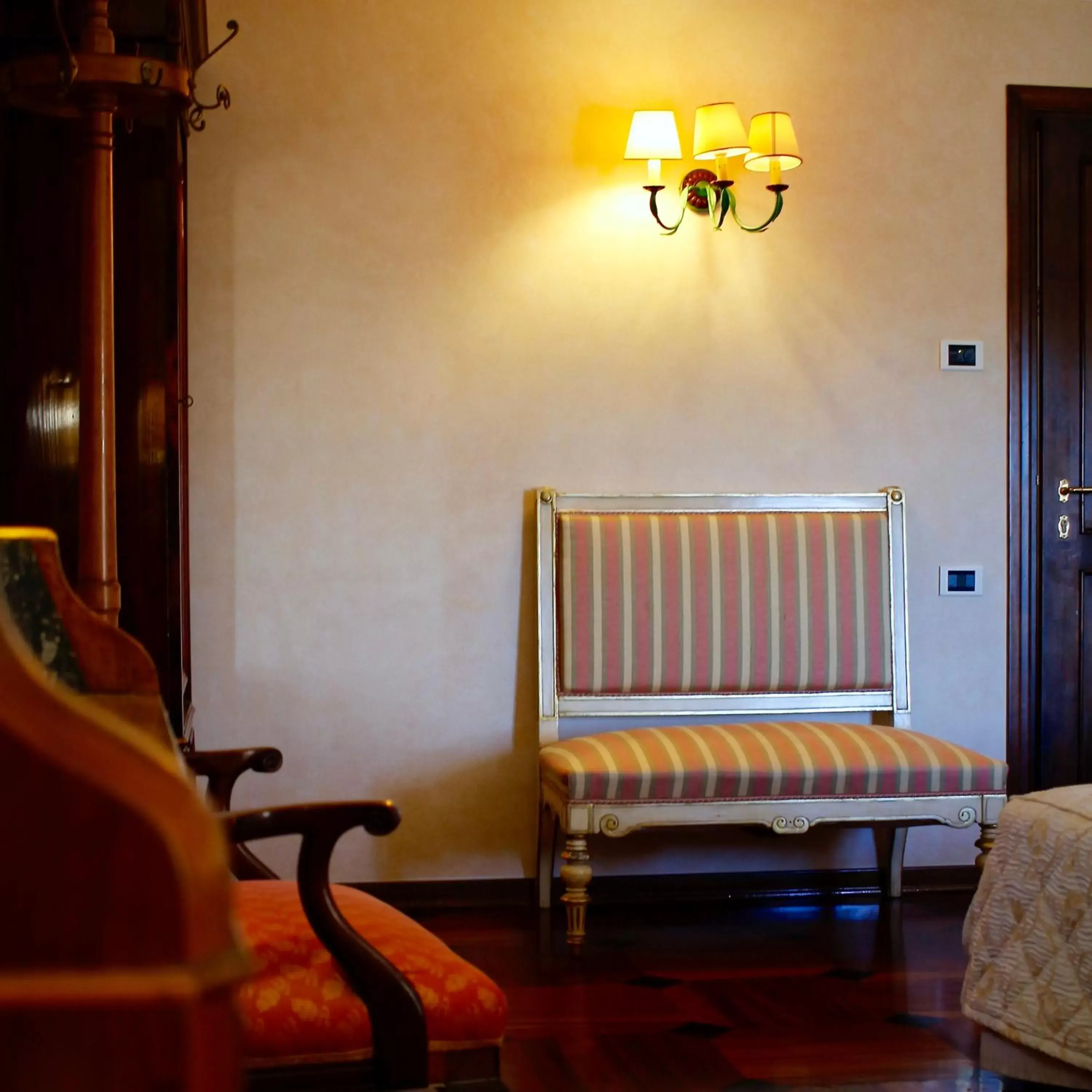 Decorative detail, Seating Area in Relais Ducale