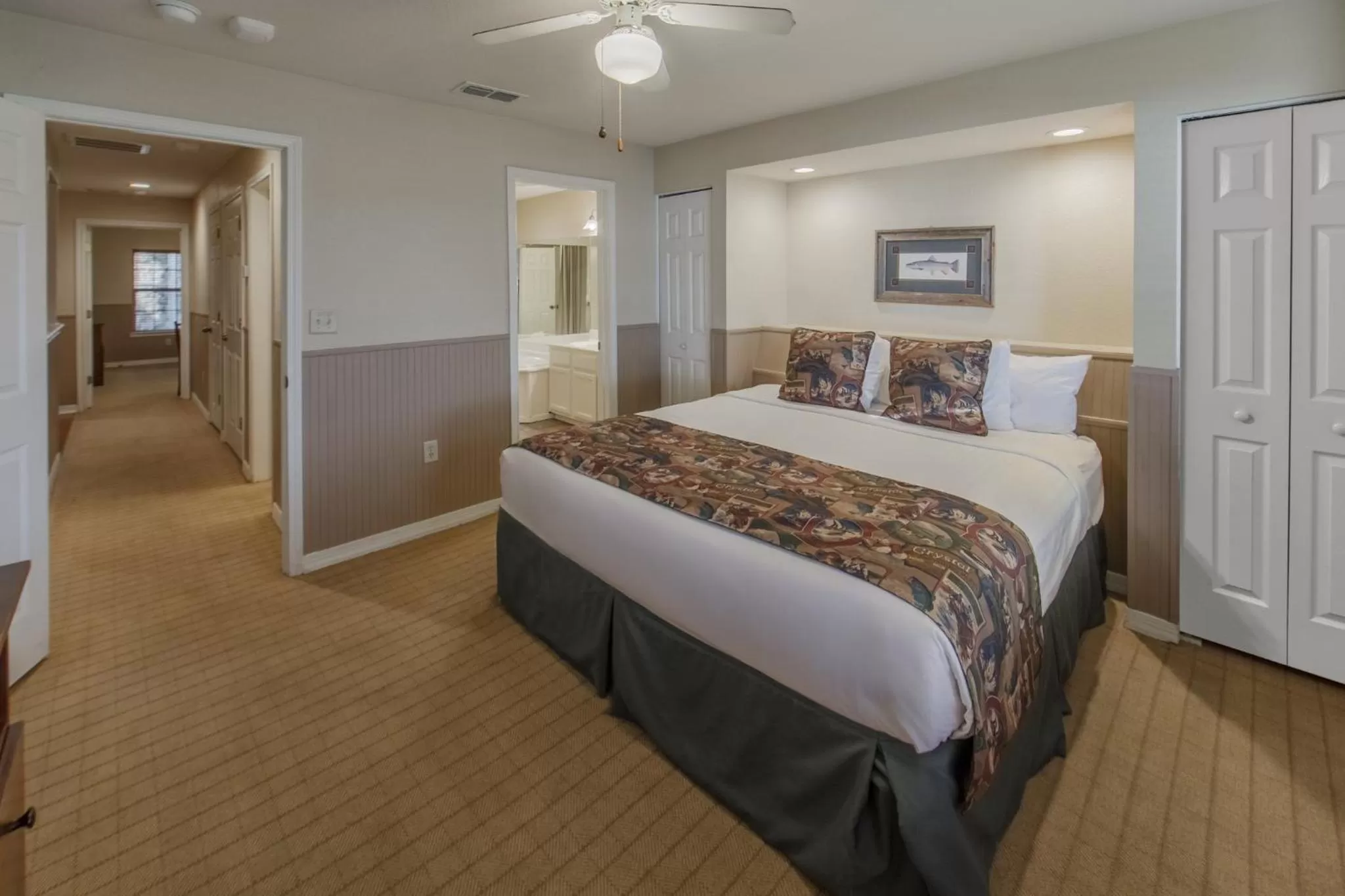 Photo of the whole room in Holiday Inn Club Vacations Villages Resort at Lake Palestine