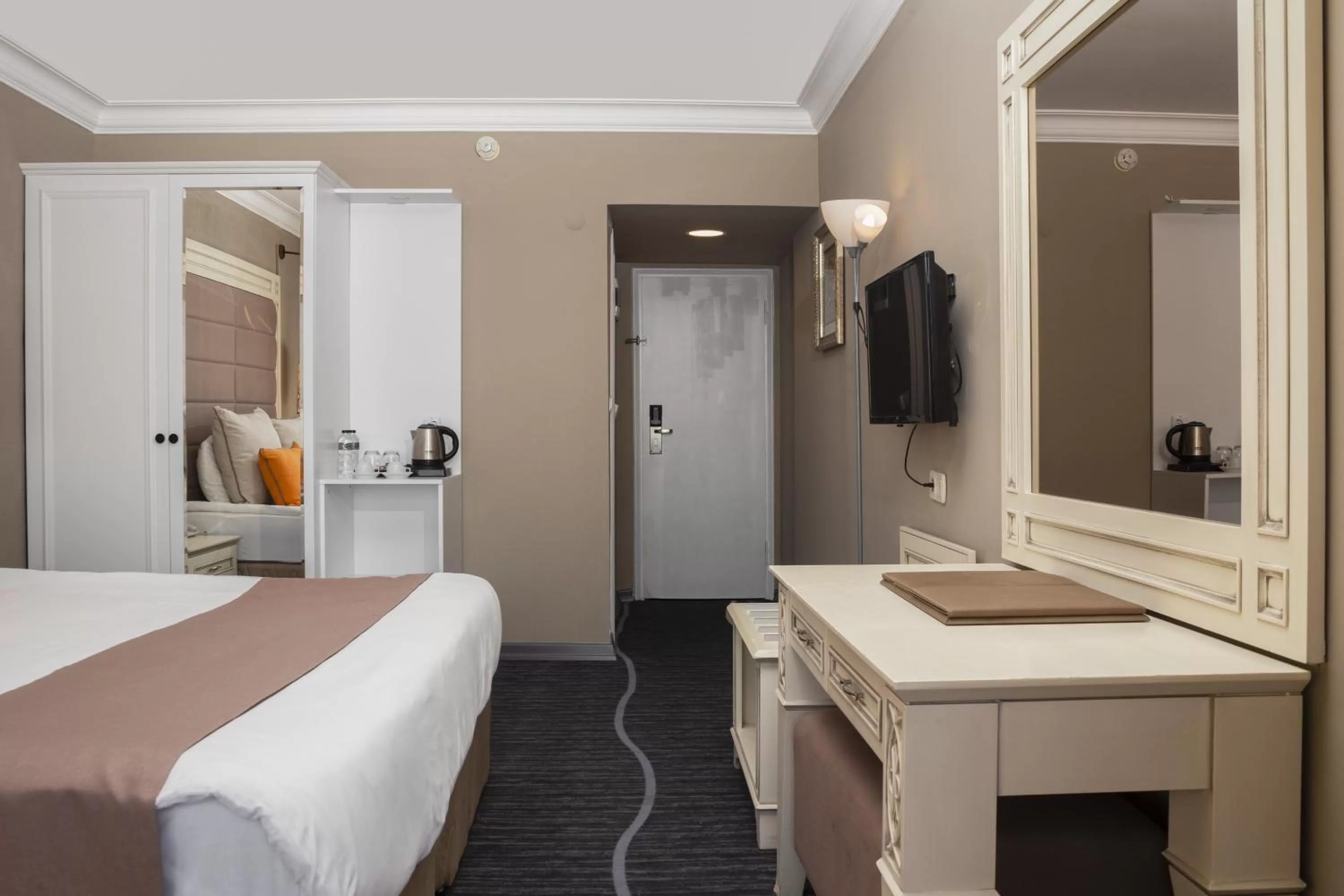 Massage, Bed in Suhan Seaport Hotel