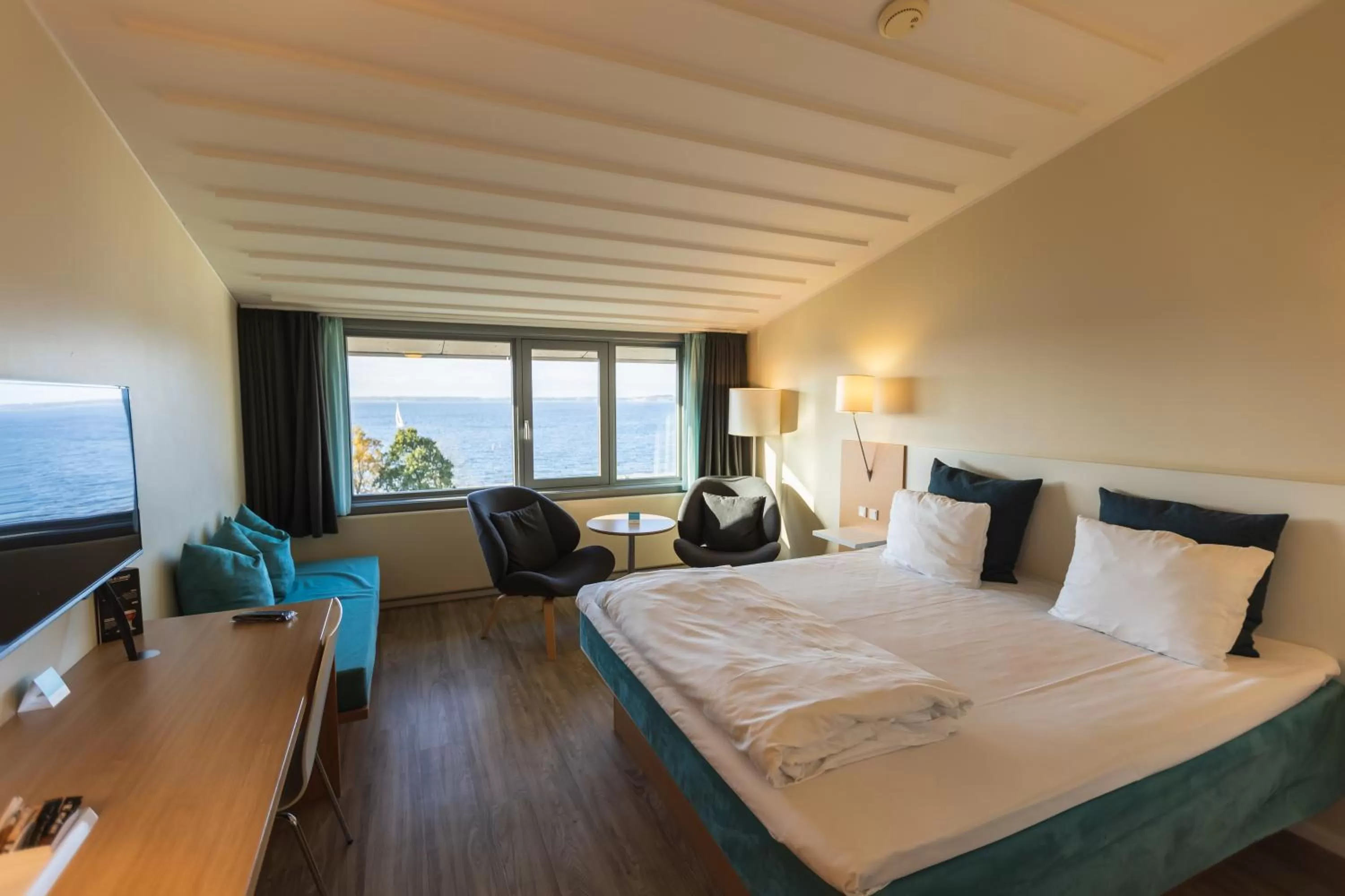 Bedroom, Bed in Hotel Sonderborg Strand