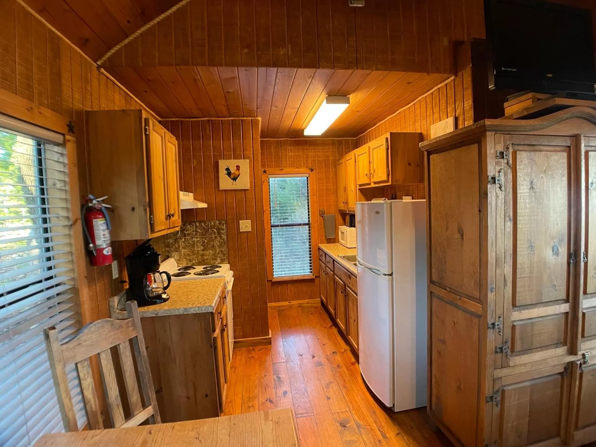 kitchen, Kitchen/Kitchenette in Walnut Canyon Cabins