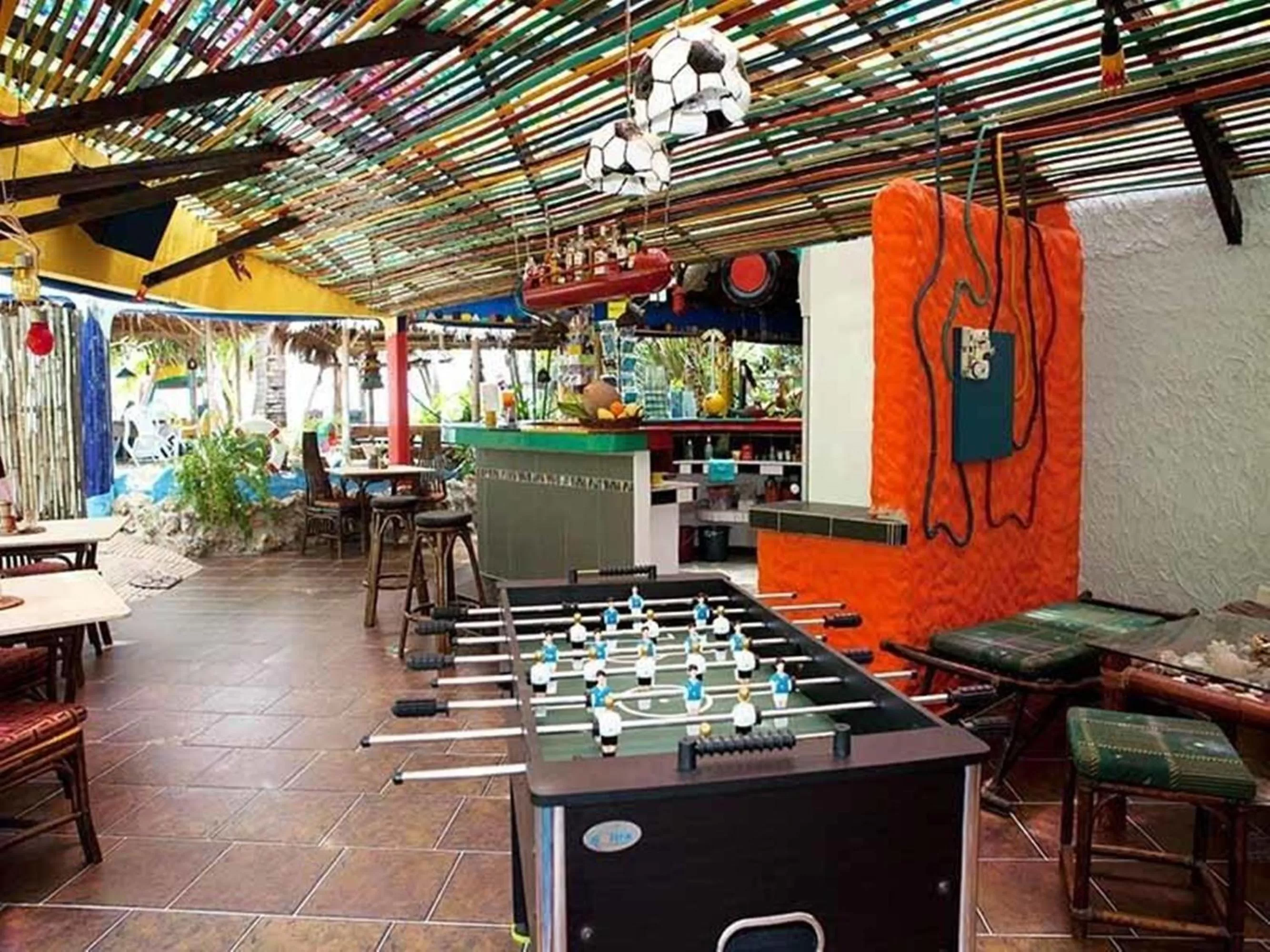 Restaurant/places to eat in Takatuka Beach Resort