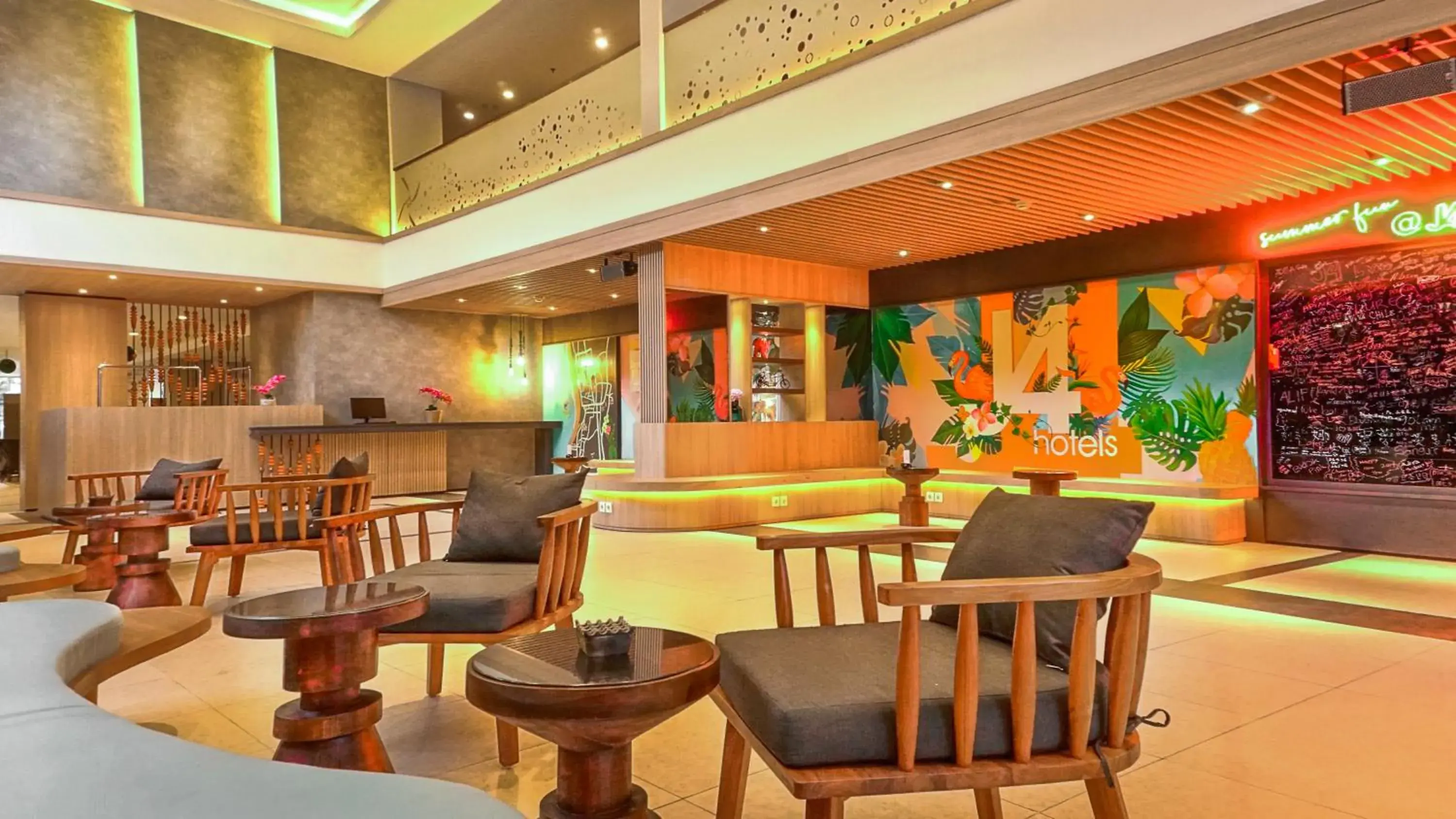 Lobby or reception, Lounge/Bar in J4 Hotels Legian