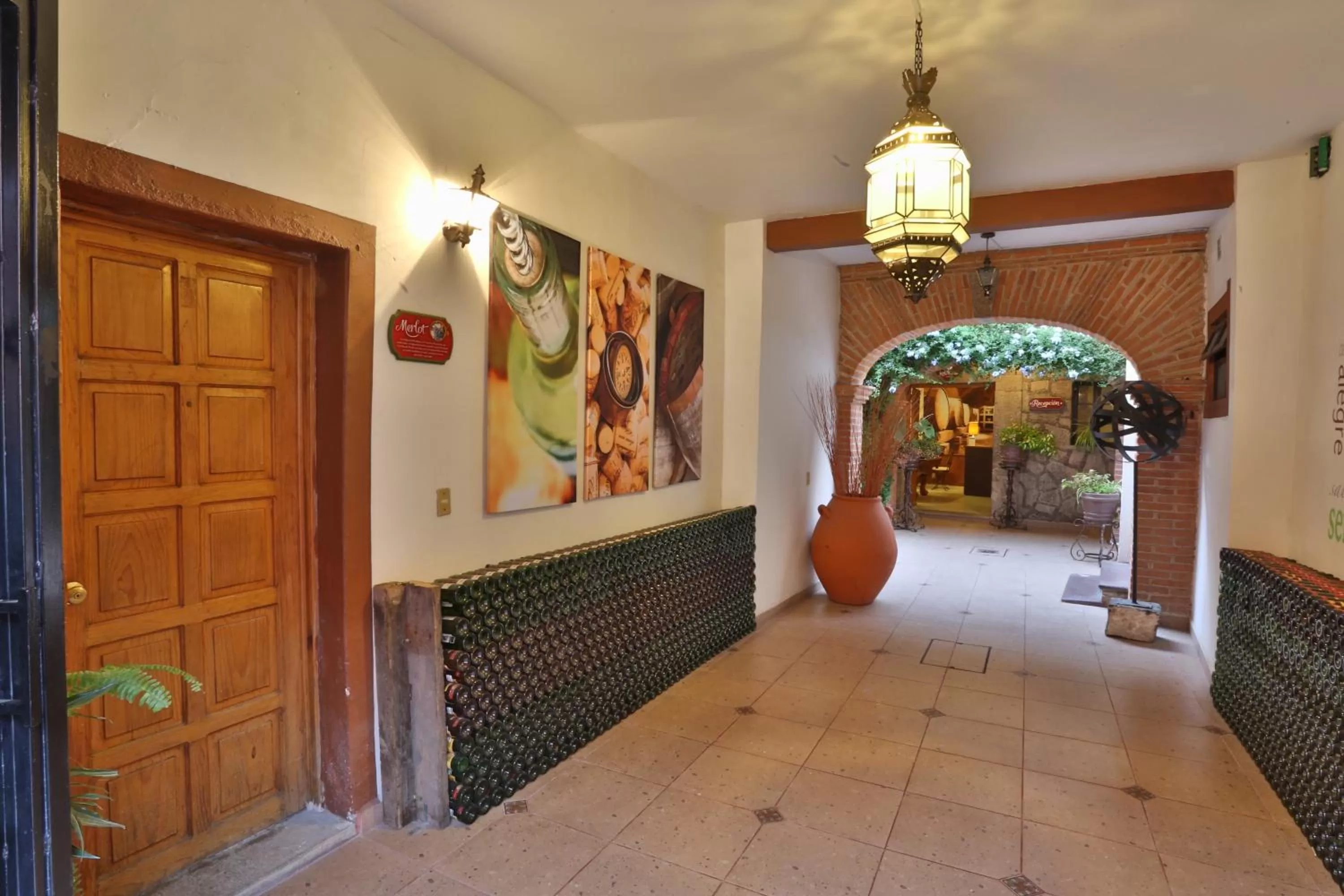 Area and facilities in Hotel Casa de Vino