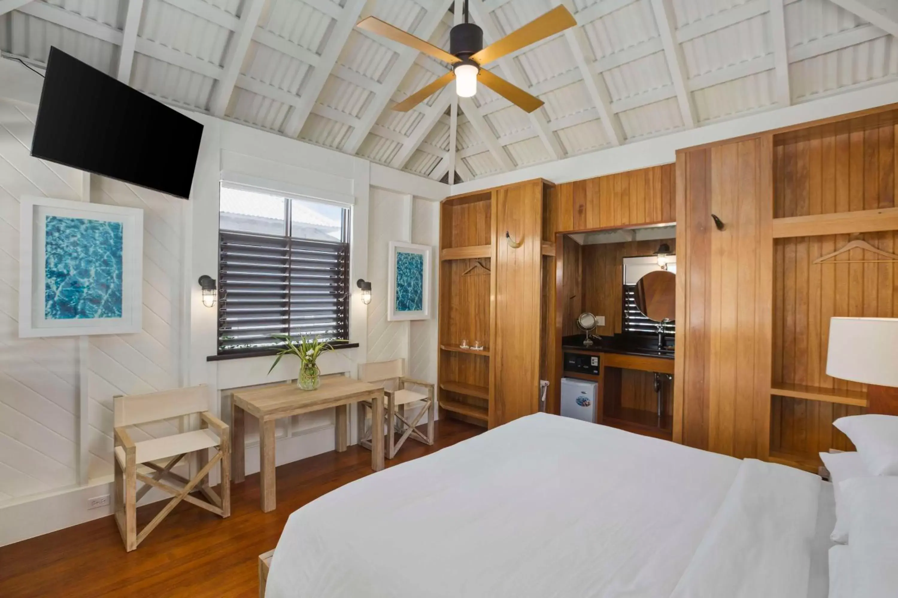 Bedroom in Mahogany Bay Resort and Beach Club, Curio Collection