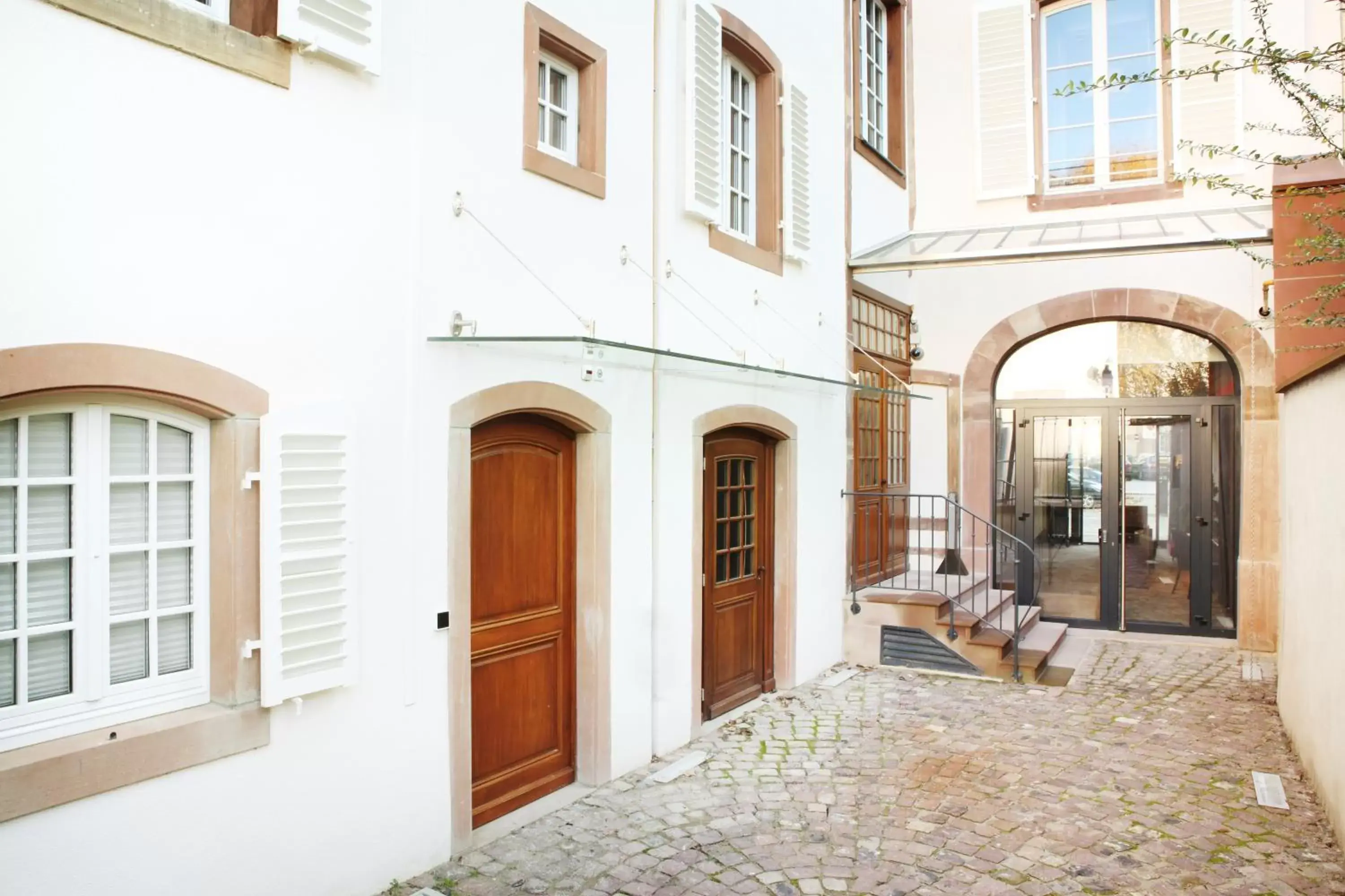 Facade/entrance in Hôtel Ettenheim