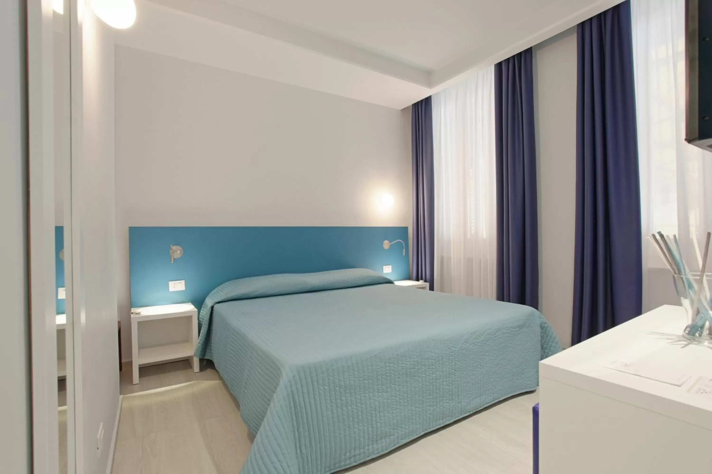 Bedroom, Bed in Hotel Agrigento Home