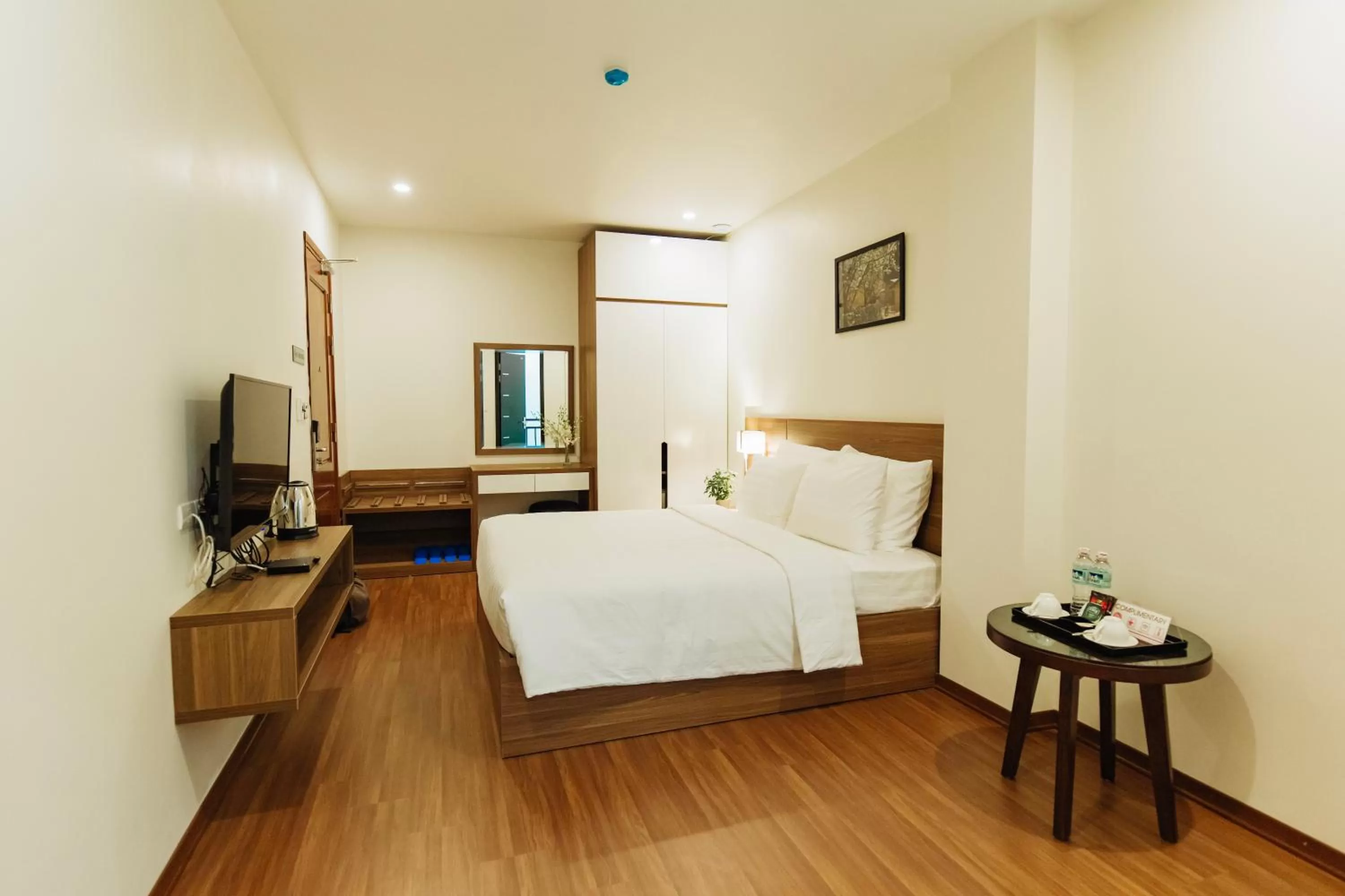 TV/Entertainment Center in Paragon Noi bai Hotel & Pool