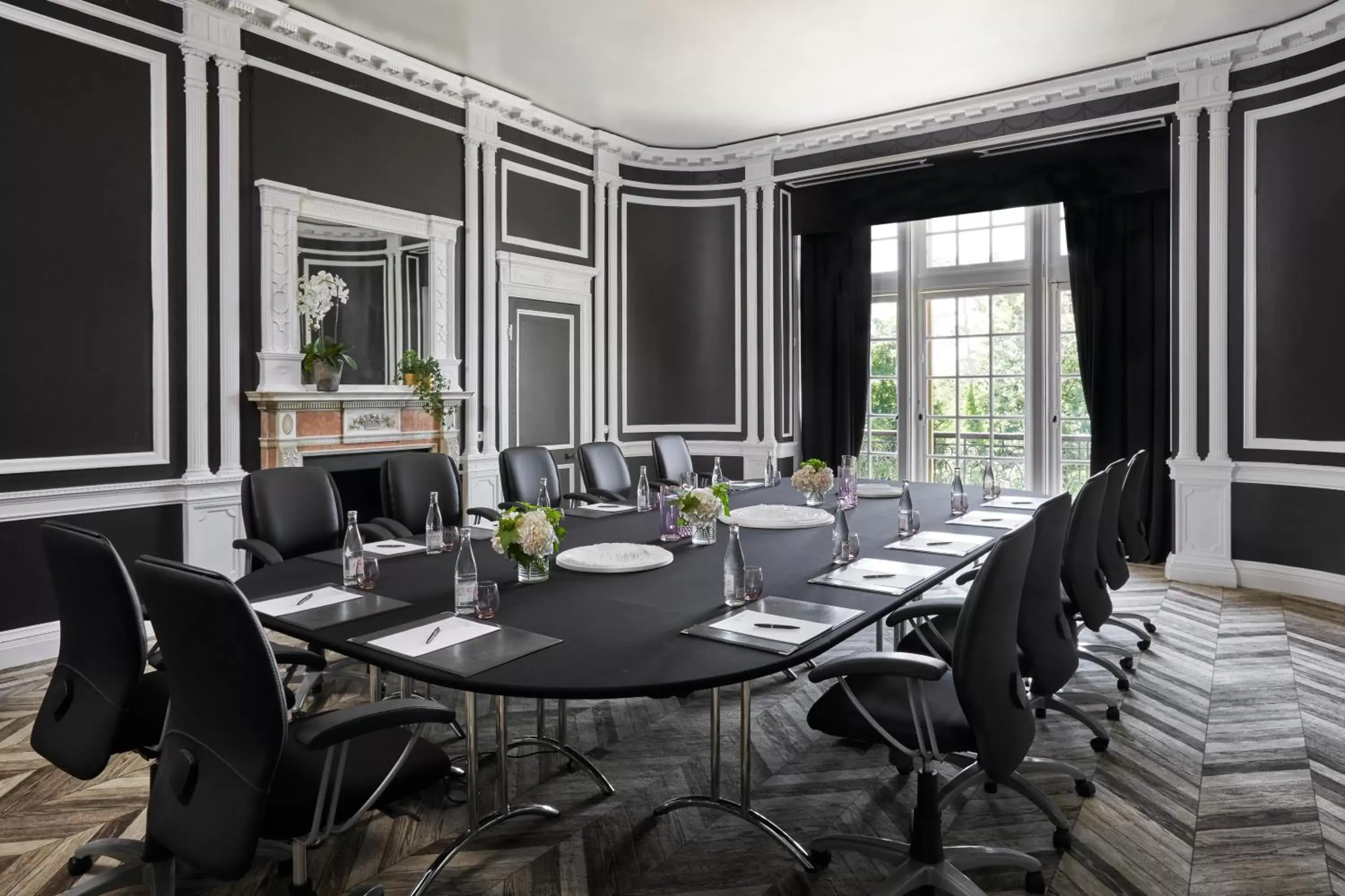 Meeting/conference room in Chateau de Montvillargenne