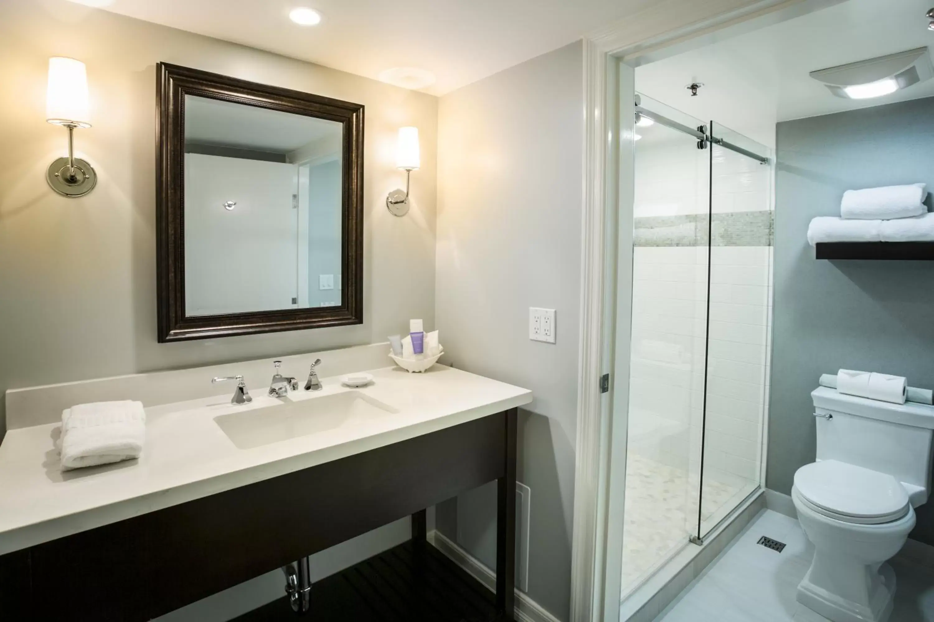 Superior King Room in Hotel Metropole Superior King Room in Hotel Metropole