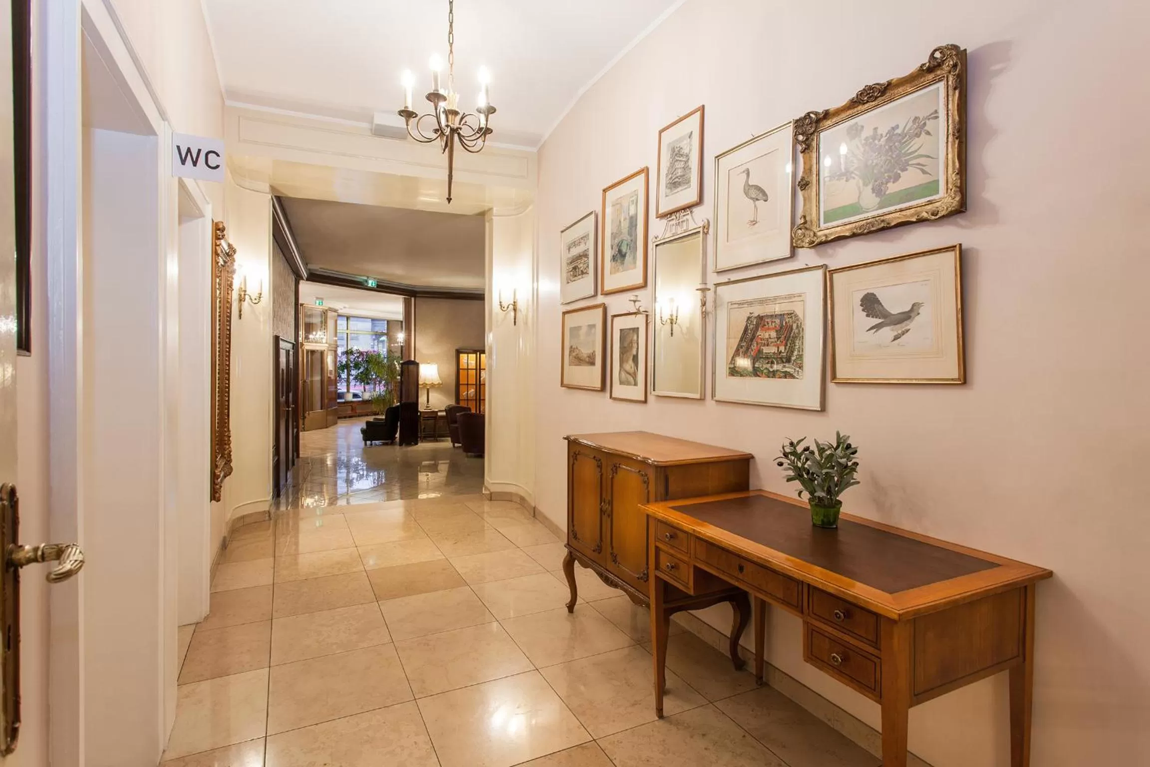 Decorative detail in Centro Hotel National Frankfurt City, Trademark Collection by Wyndham