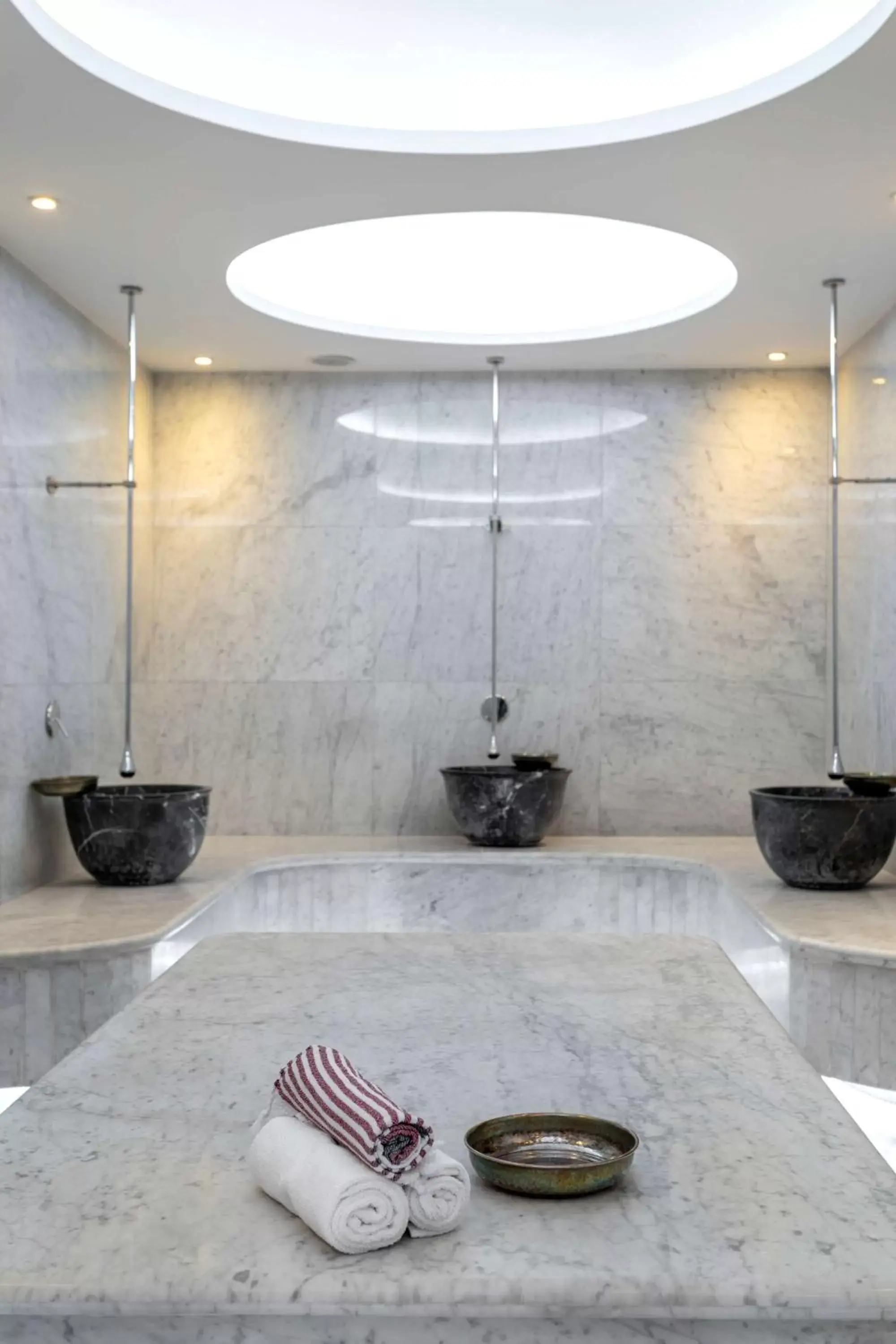 Spa and wellness centre/facilities, Bathroom in Radisson Blu Hotel Istanbul Ottomare