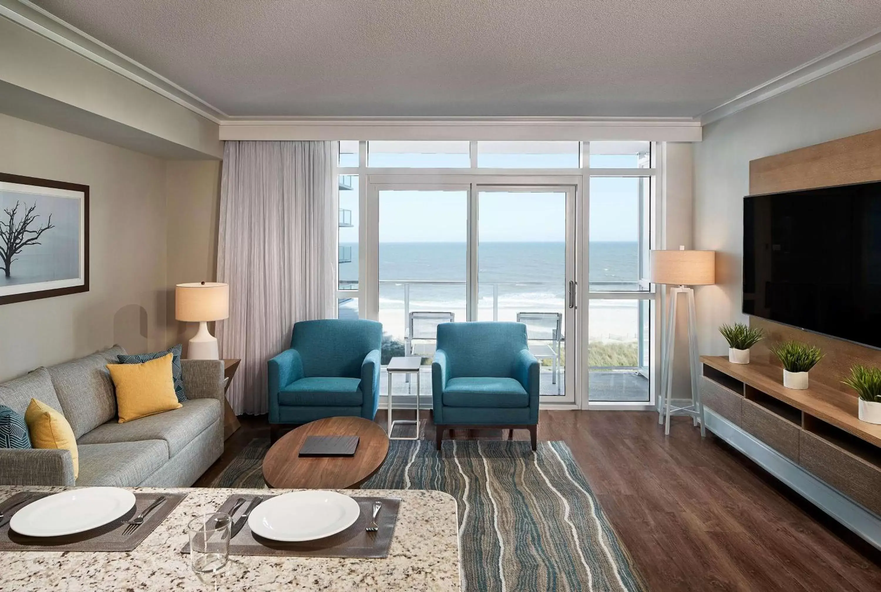 Bedroom, Seating Area in Hilton Grand Vacations Club Ocean Enclave Myrtle Beach