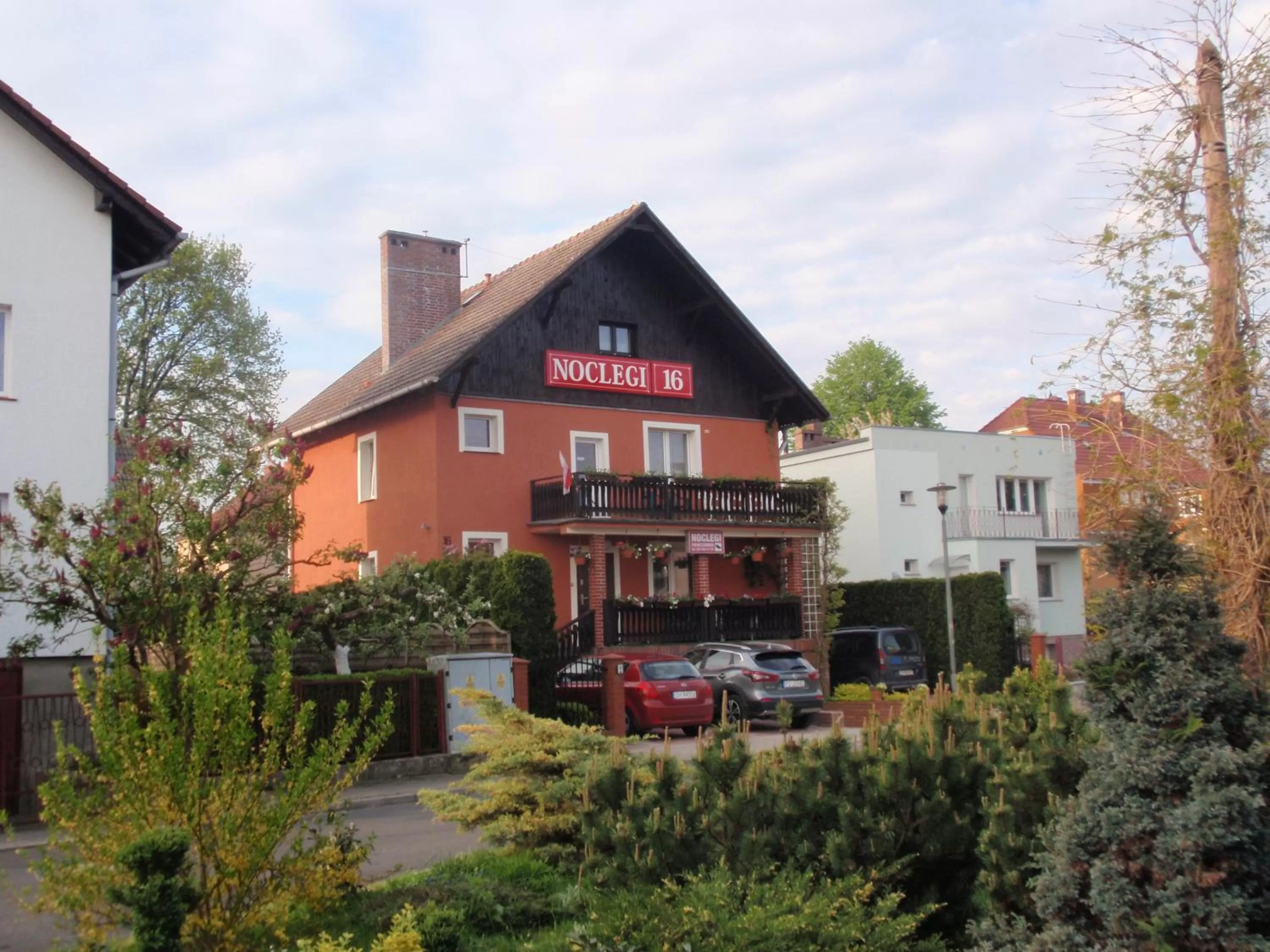 Property building in Noclegi16