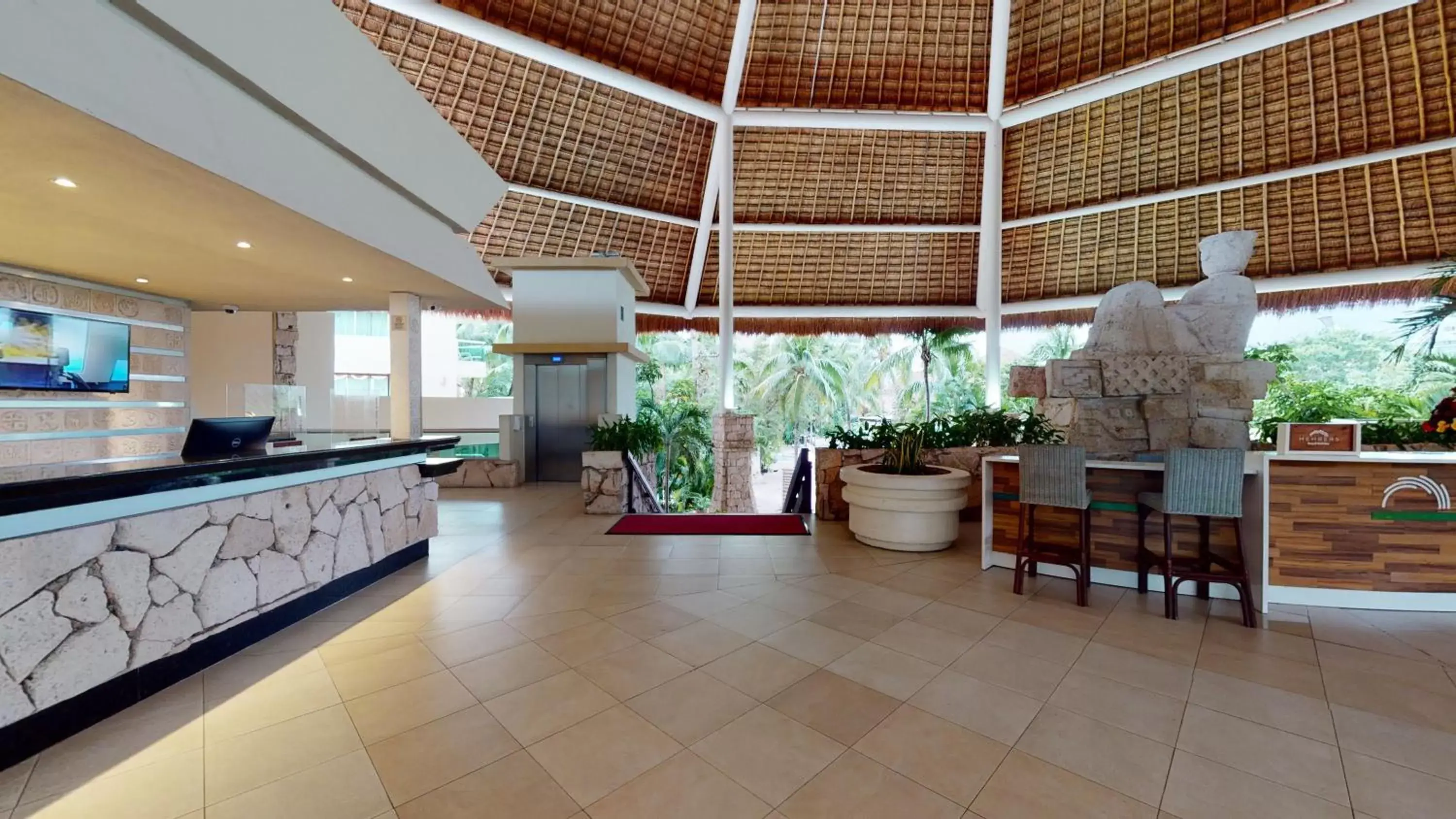 Lobby or reception in Grand Park Royal Cozumel