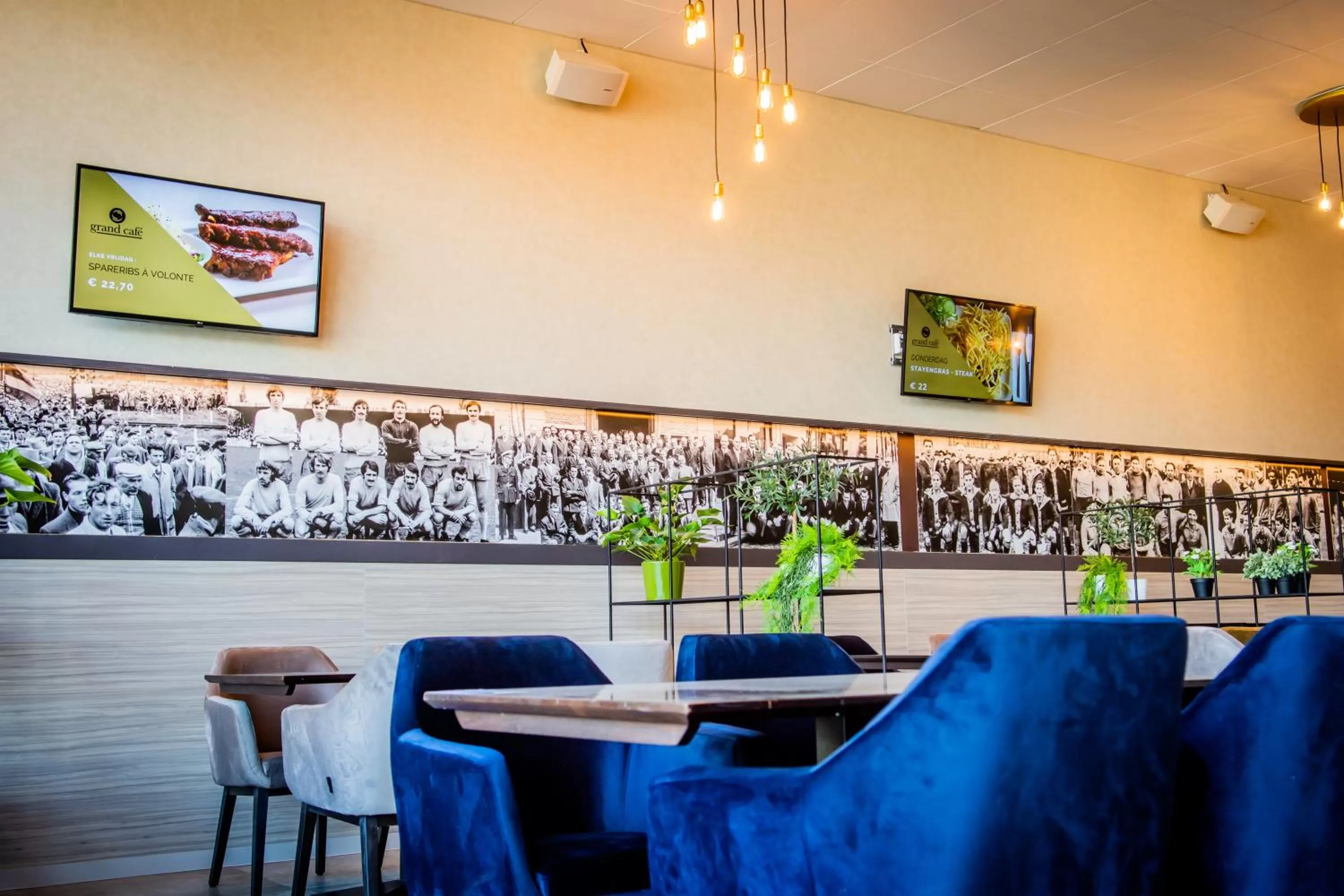 Restaurant/places to eat in Hotel Stayen