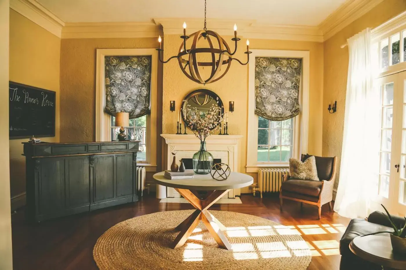 Lobby or reception, Seating Area in The Pinner House